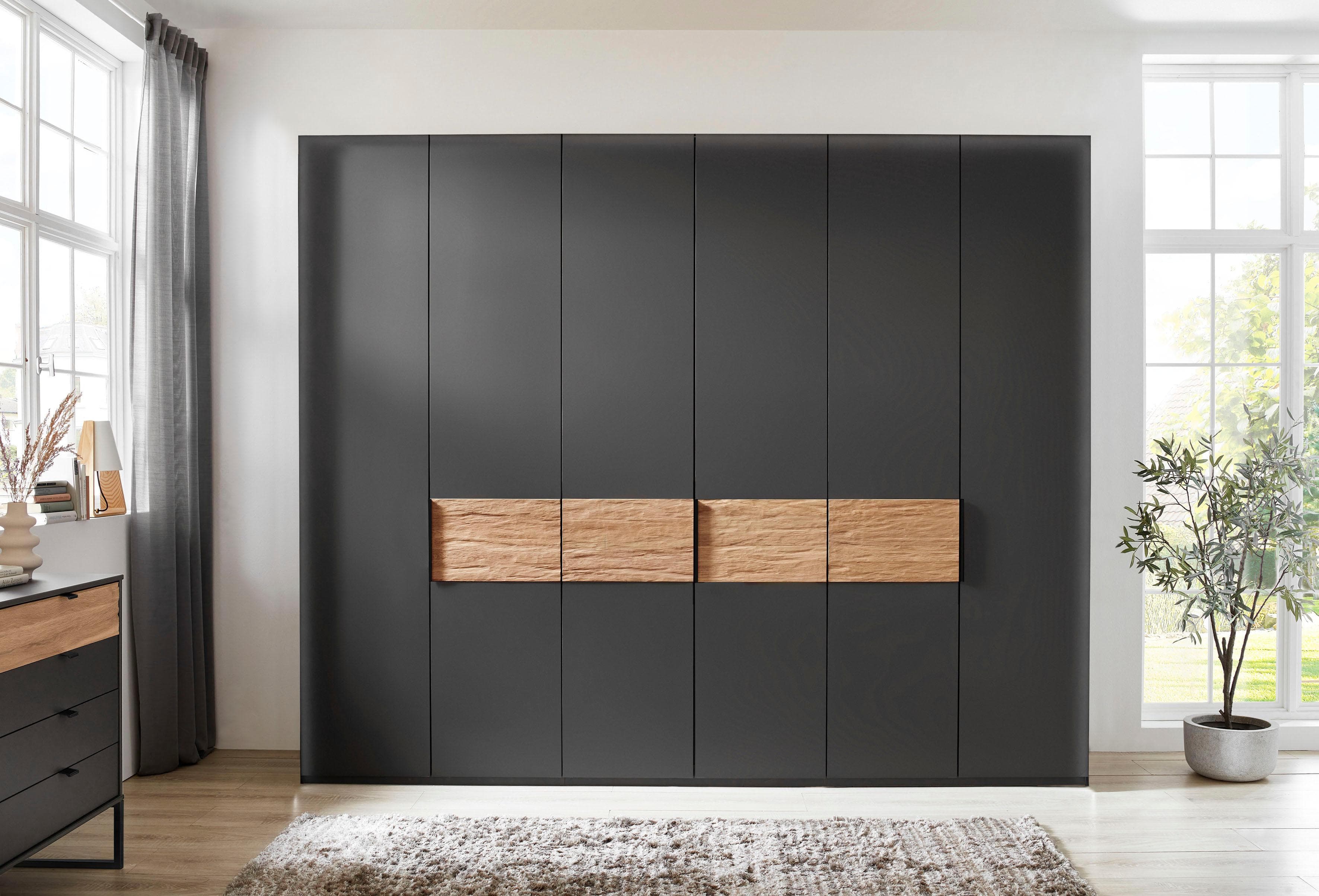 WIEMANN Acapulco Drehtürenschrank mit Metallgriffen und viel Stauraum