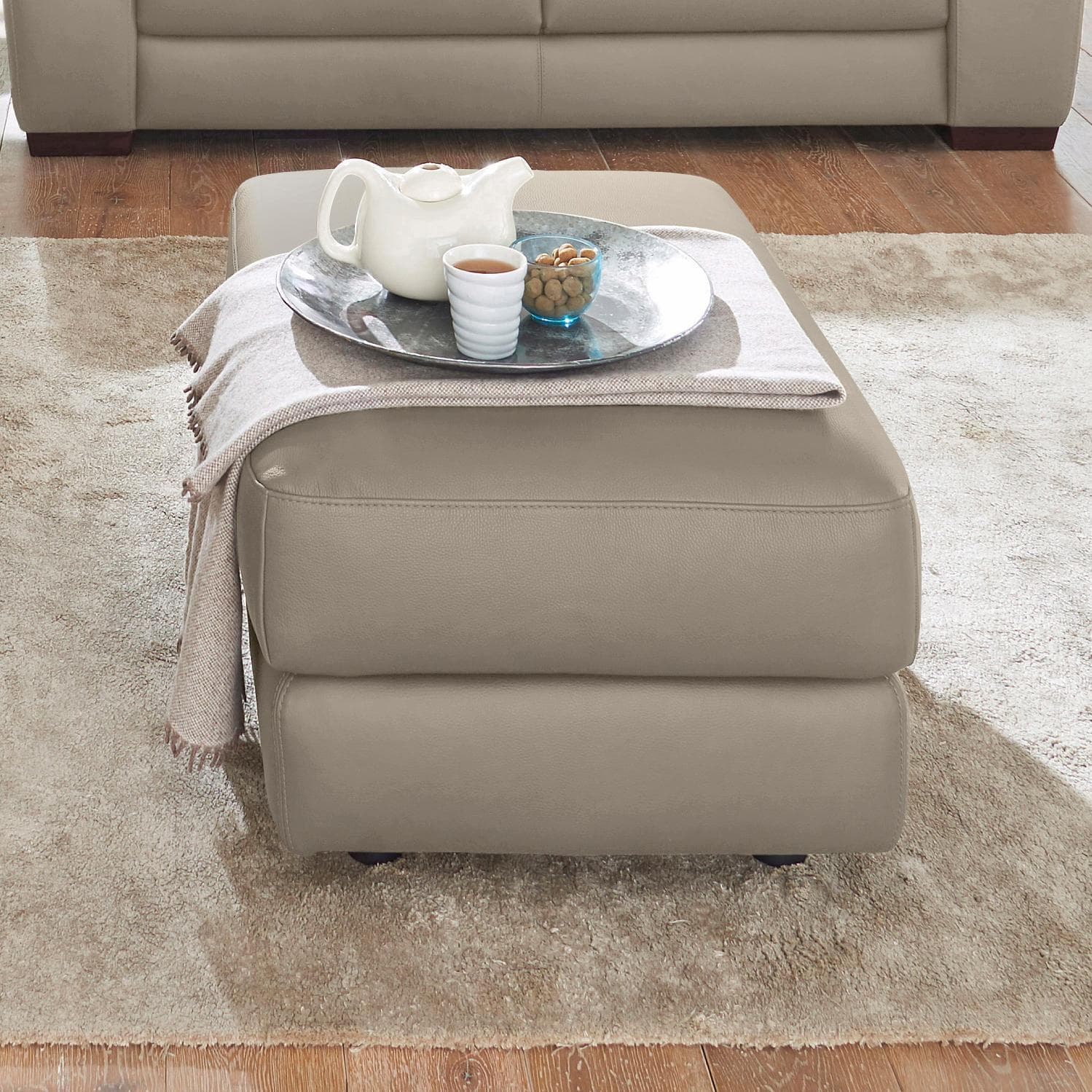 CALIA ITALIA Hocker Gaia Leder Beige Handgefertigt