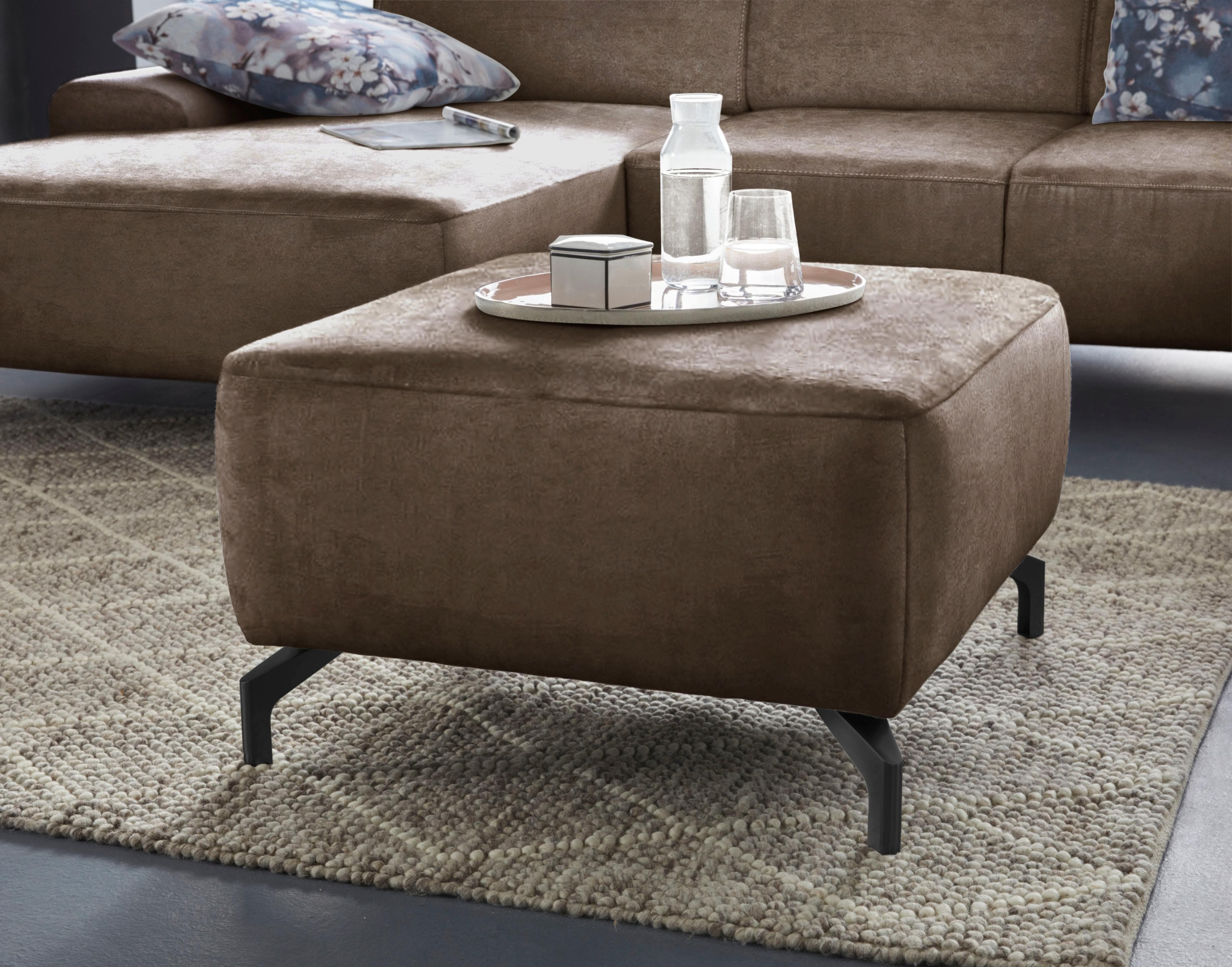 Stabiler Hocker mit verstellbaren Füßen