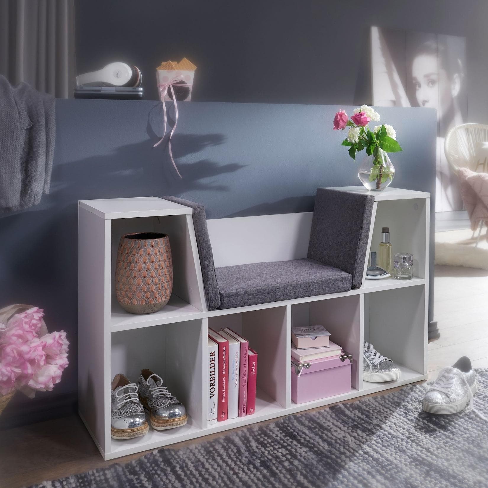 Weißes Mehrzweckregal mit Sitzgelegenheit - 6 Fächer