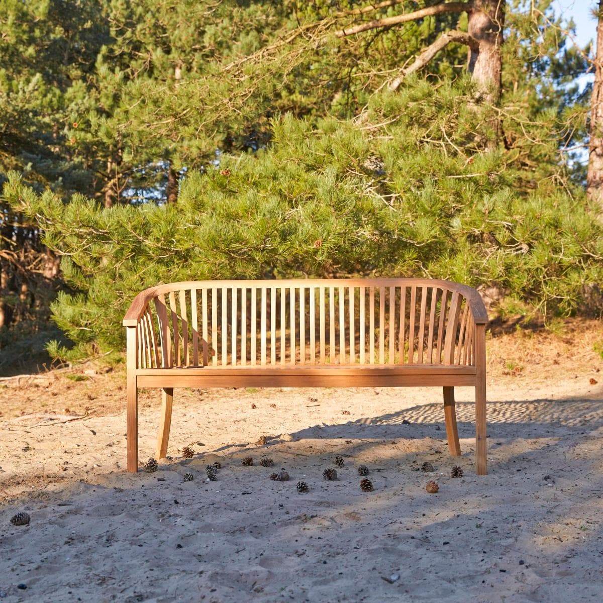 Tikamoon Ernest Outdoorbank aus massivem Teakholz Braun Modern