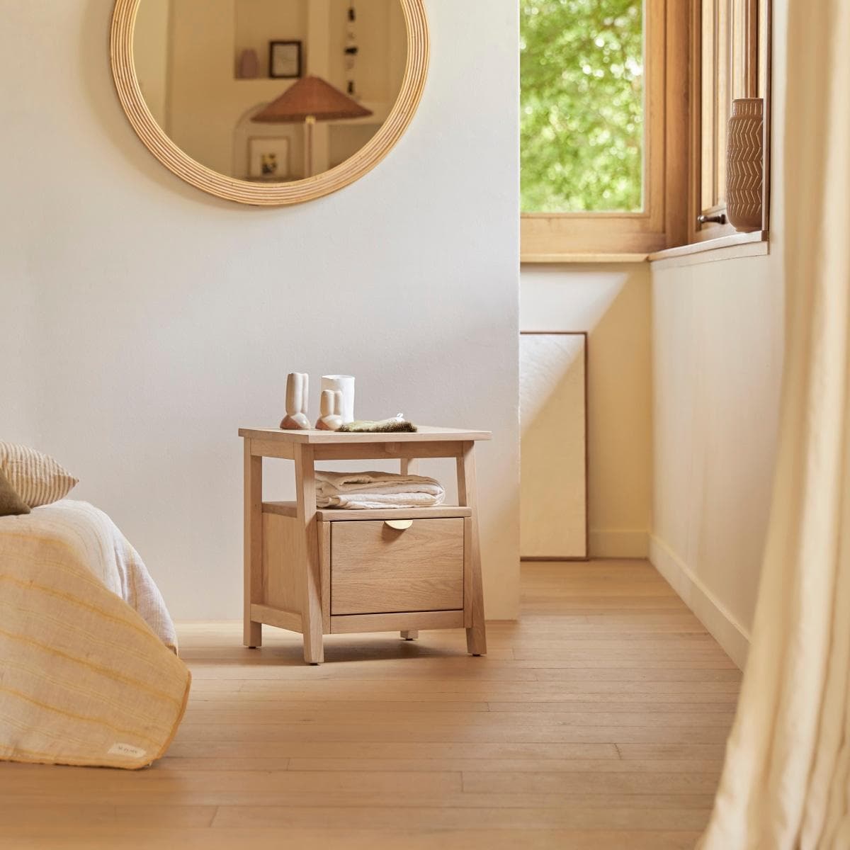 Nachttisch aus Eichenholz Pola