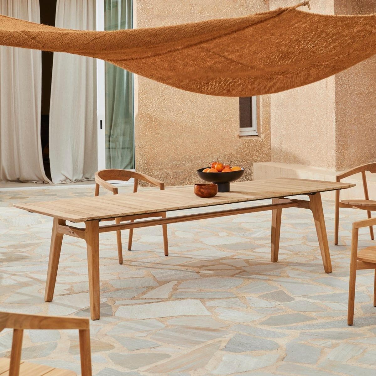 Gartentisch Antioni aus massivem Teakholz 8/10 Pers.