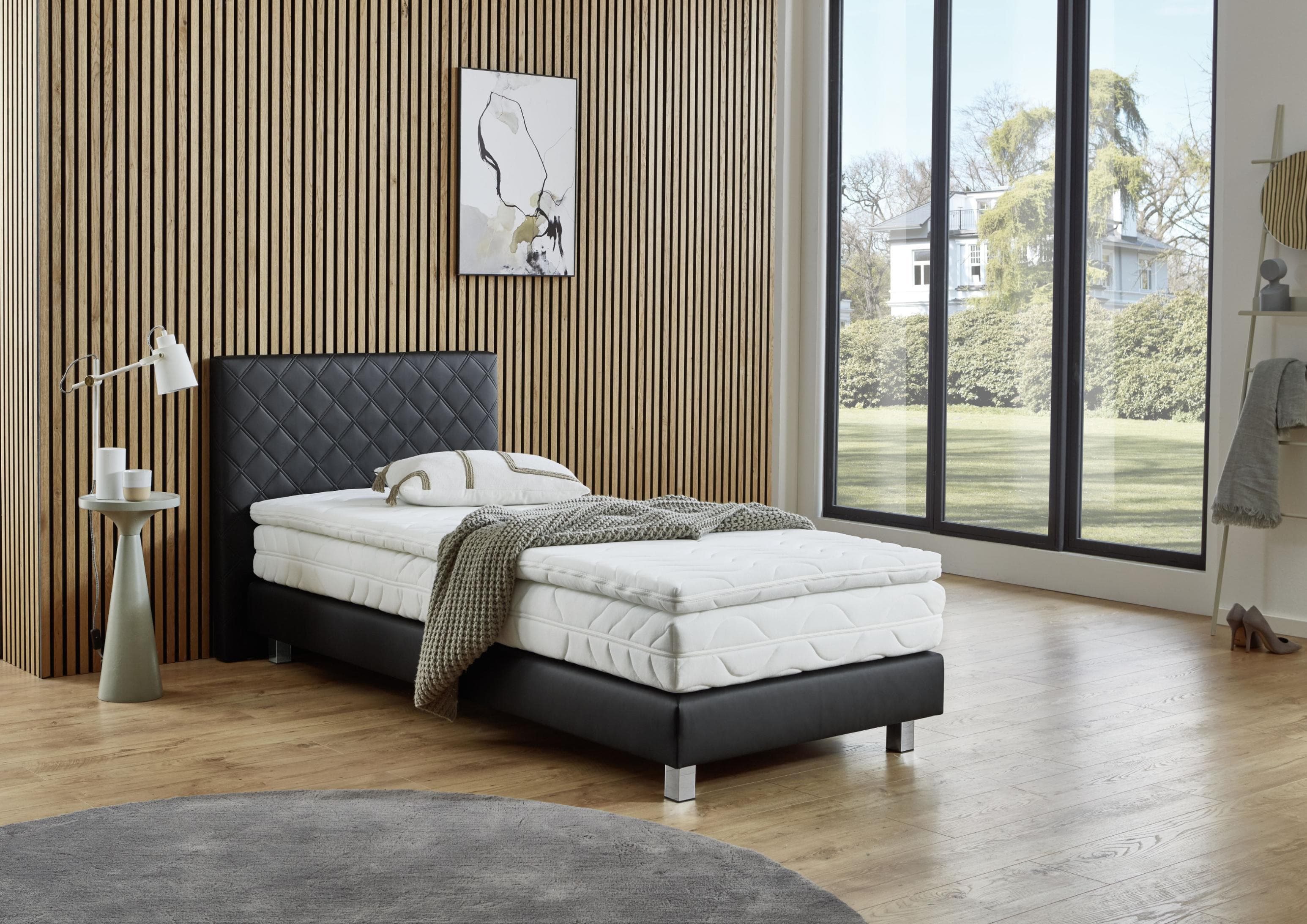 Westfalia Schlafkomfort Boxbett Kyoto Schwarz mit Matratze