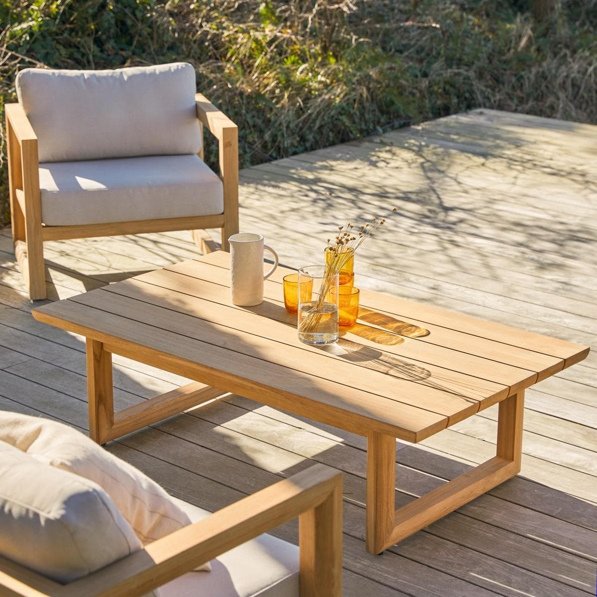 Tikamoon Loungetisch Noah Massiv Teakholz Braun