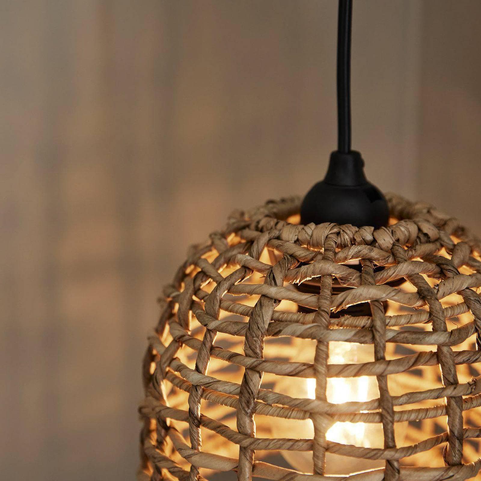 PR Home Außenhängeleuchte Cebu 17 cm Naturfaser-Lampakanay Stecker