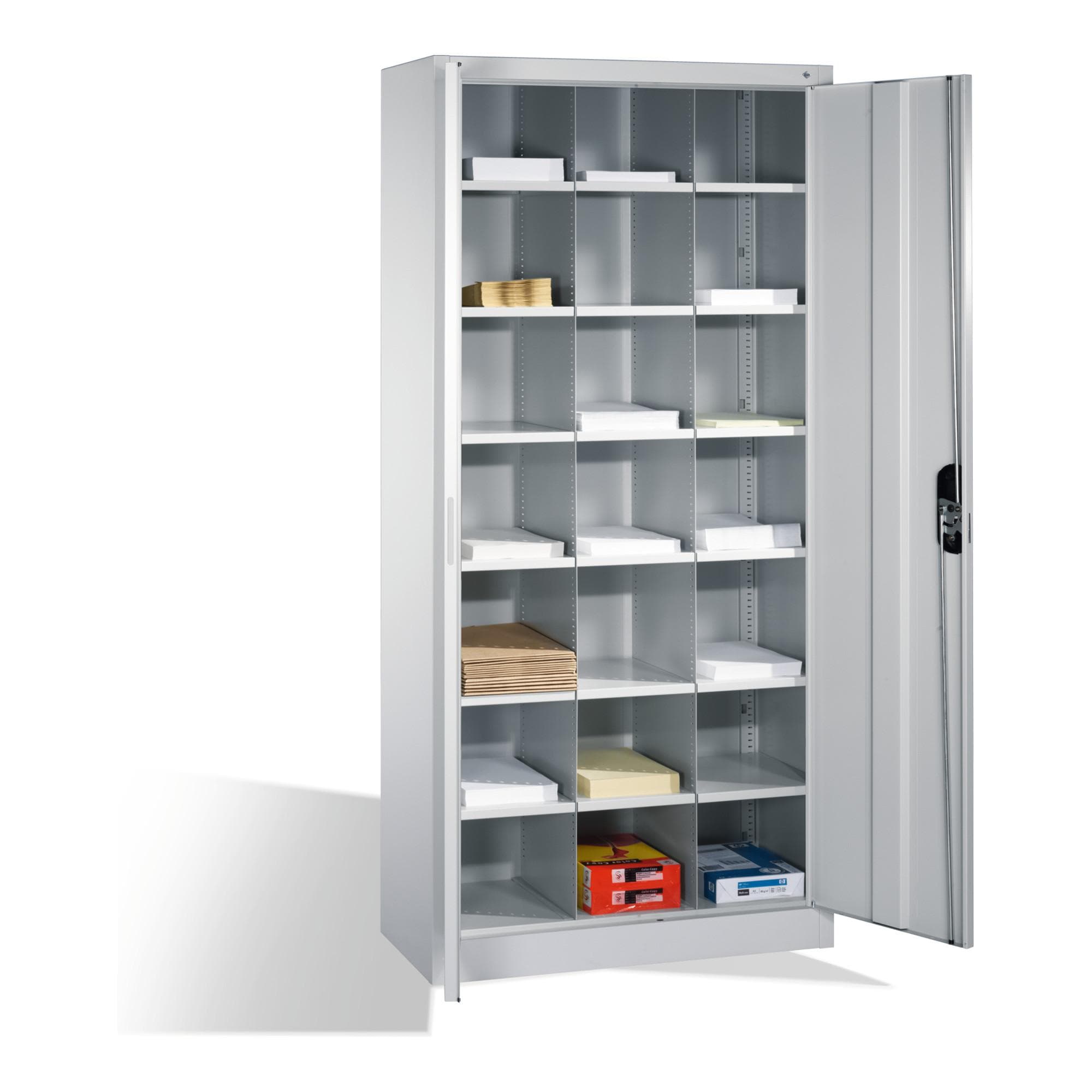 C+P Aktenschrank Acurado mit Drehtüren, innen 21 Gefache, Lichtgrau