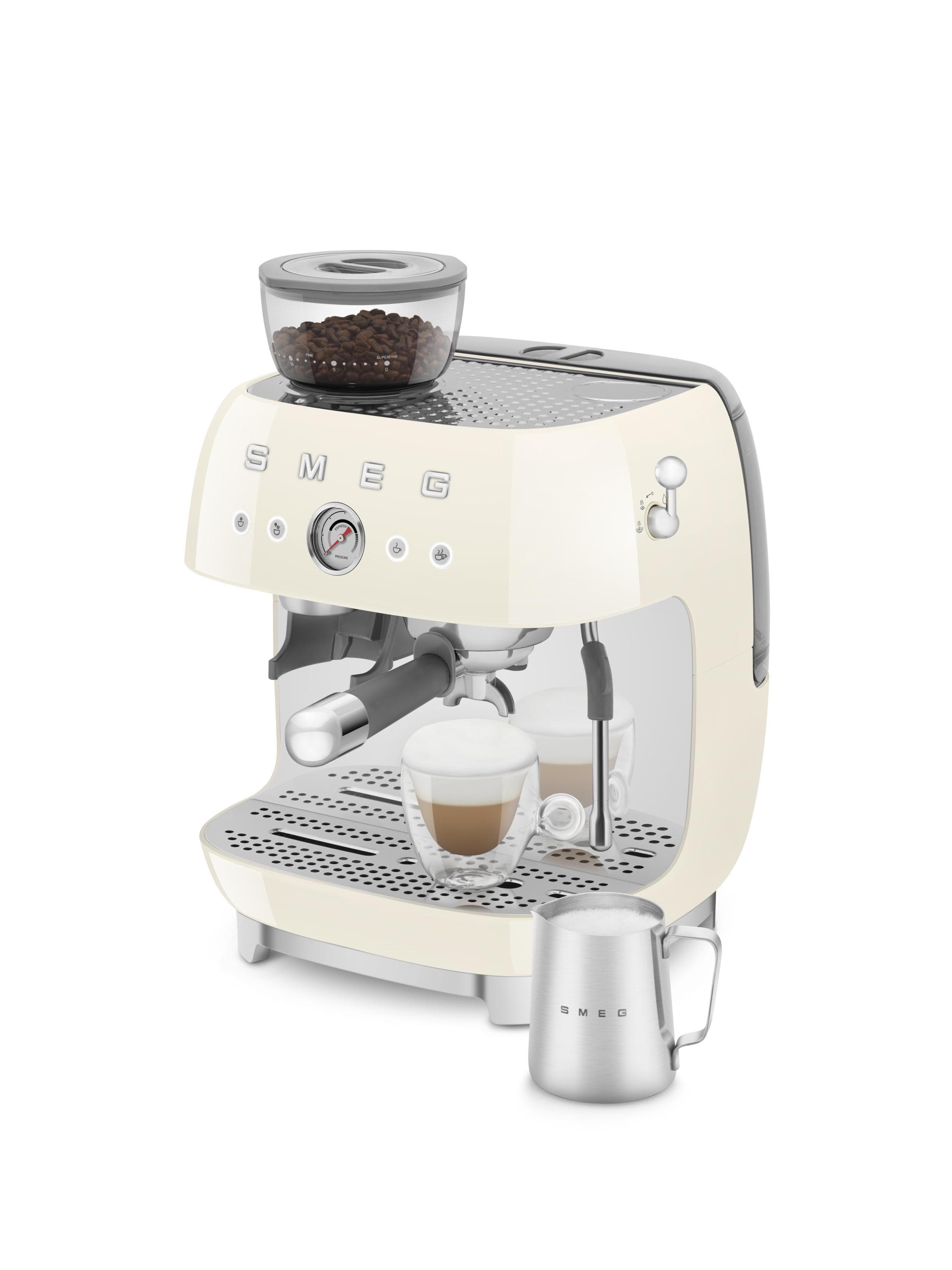 Siebträgermaschine Smeg mit integrierter Kaffeemühle