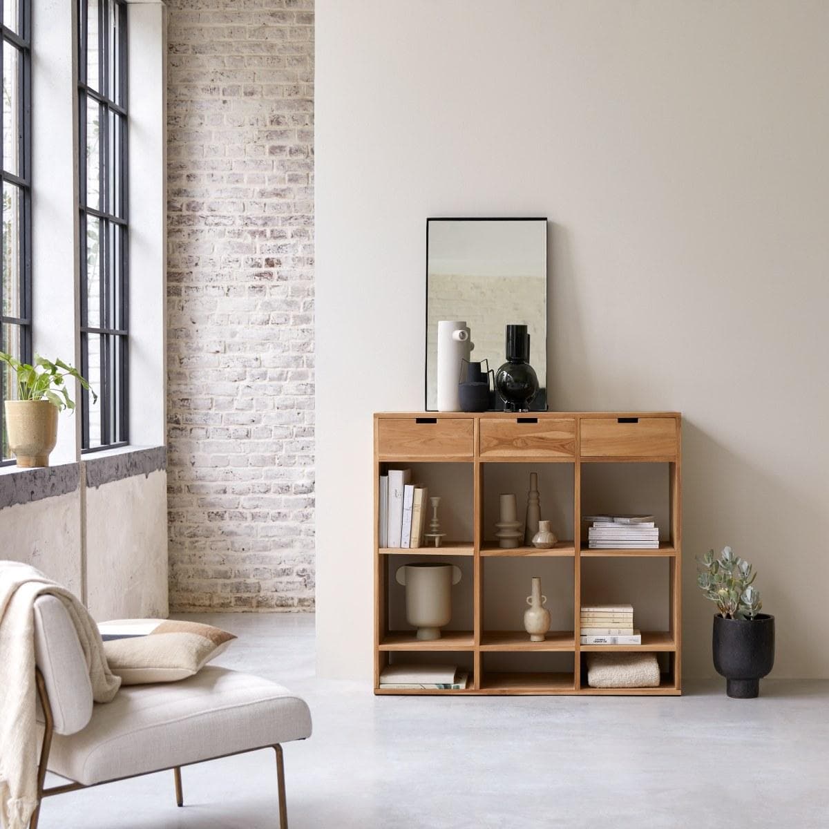 Tikamoon Bücherregal aus Teak massiv 110 × 120 Miho