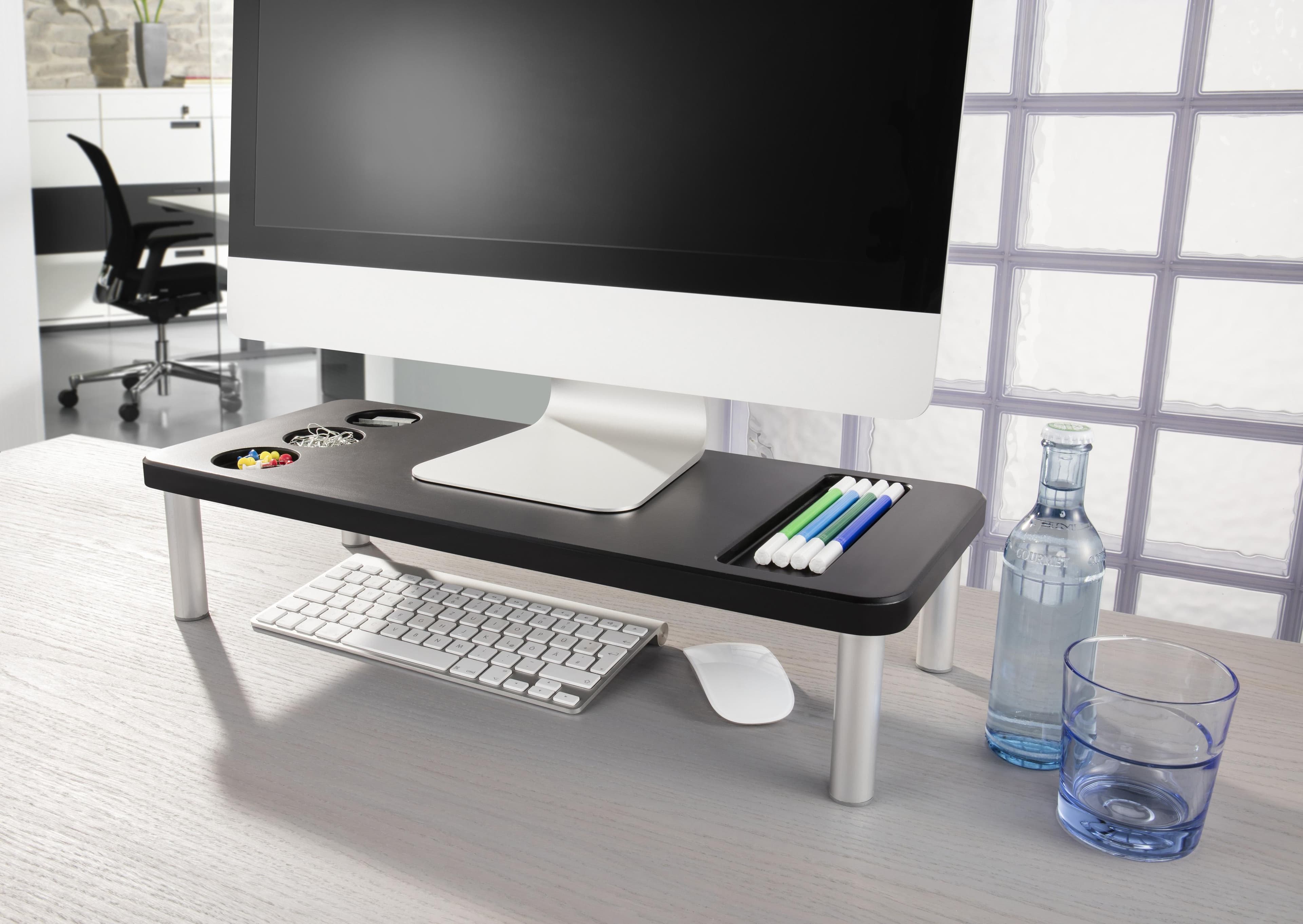 Aluminium Monitorständer mit Kunststoff-Elementen