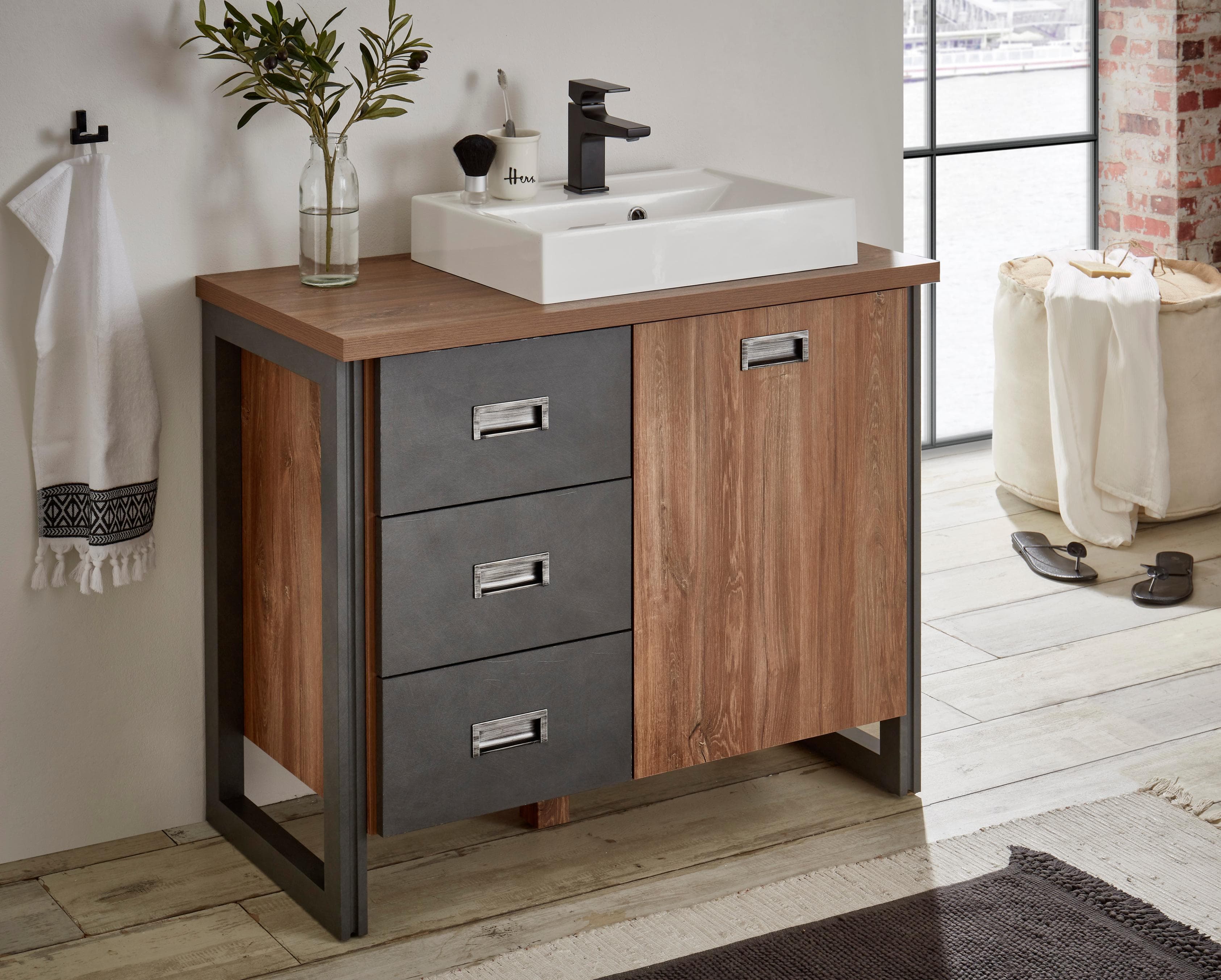 HOME AFFAIRE Waschtisch Detroit Unterschrank mit Apothekergriff Badschrank Industrialdesign Eiche Honigfarben Dekor
