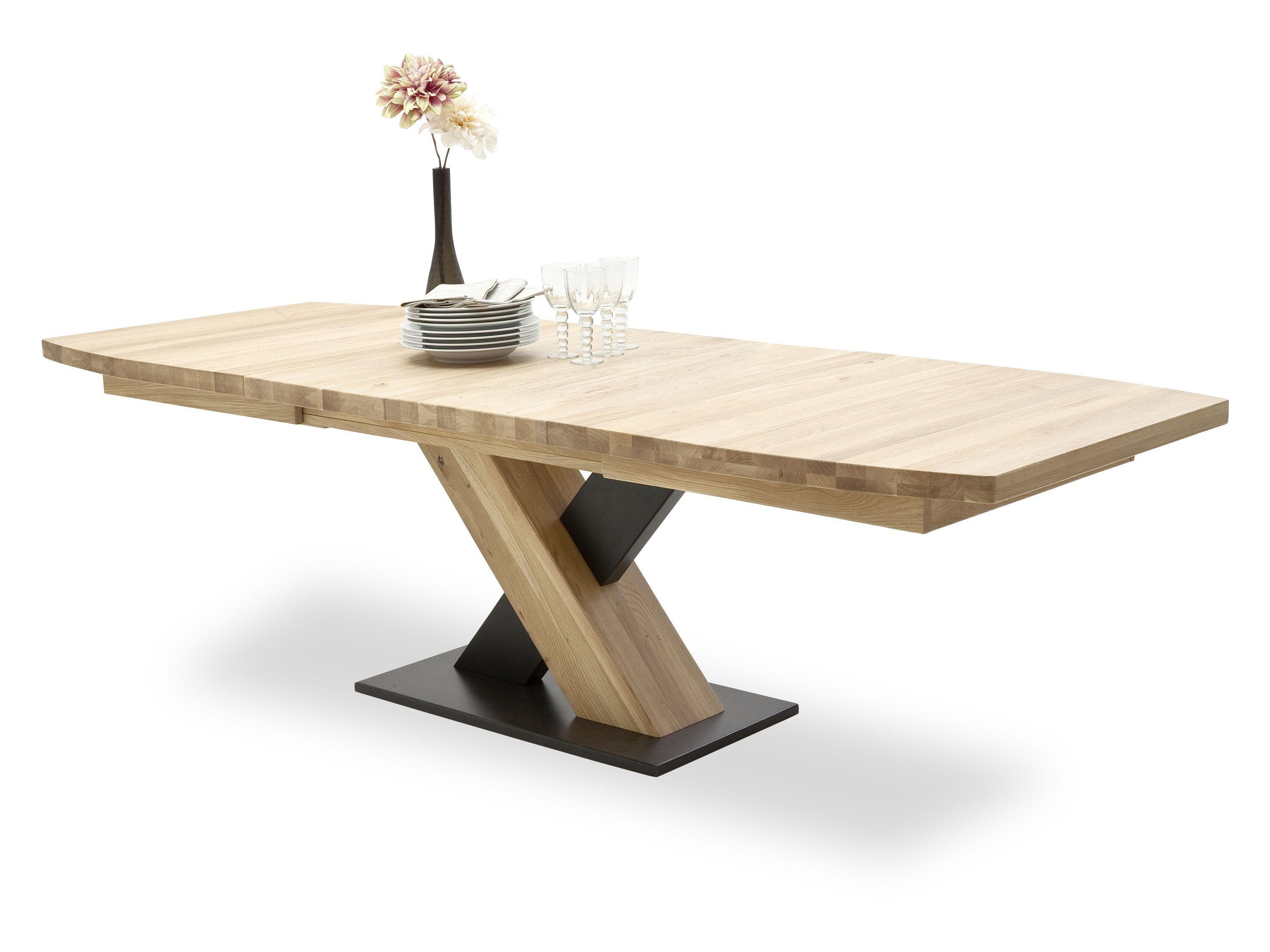 Ausziehbarer Esstisch in Bootsform mit X-Säule