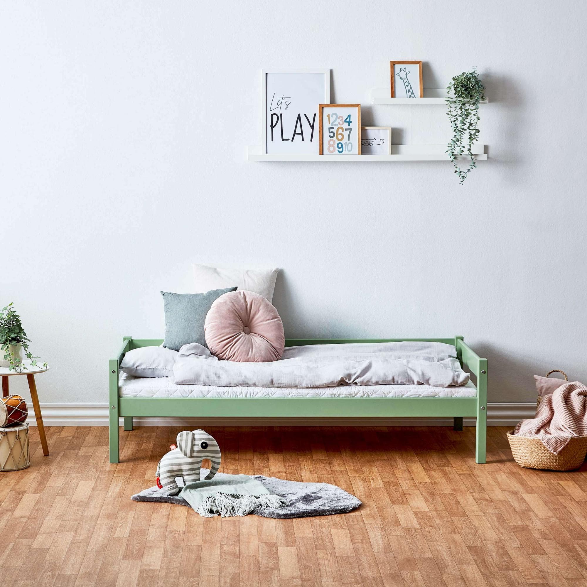 HOME AFFAIRE Kinderbett ECO One Grün Massivholz