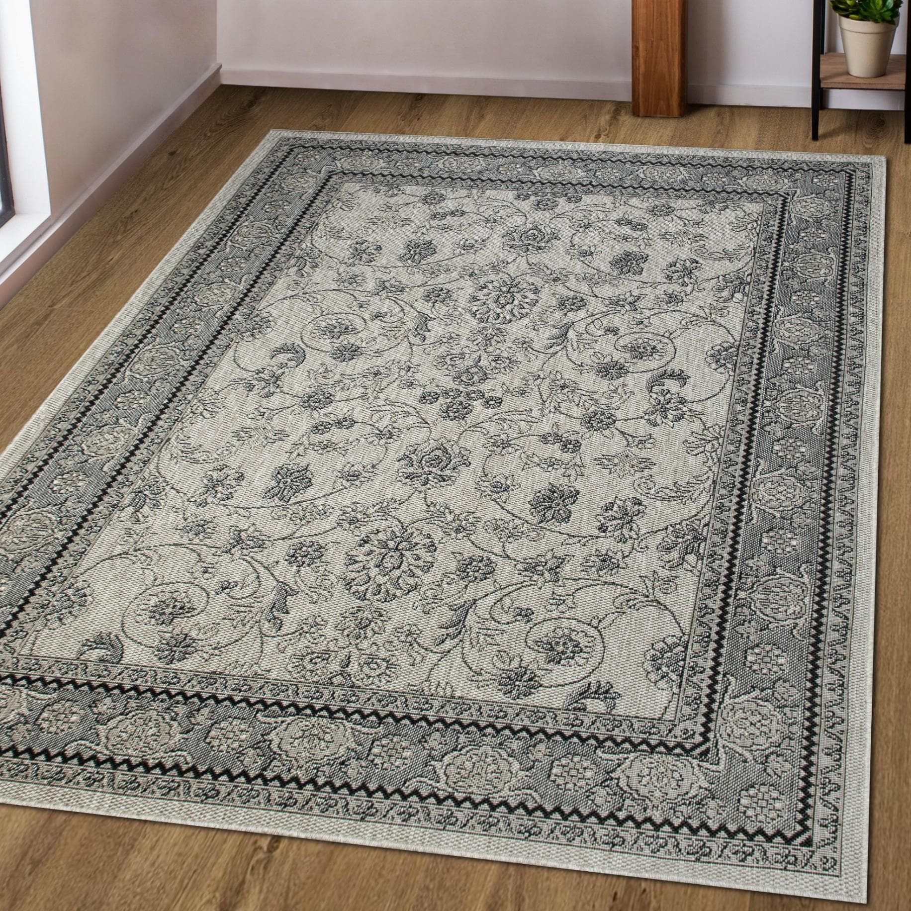 Vintage-Orient-Teppich in Grau, 280x380 cm