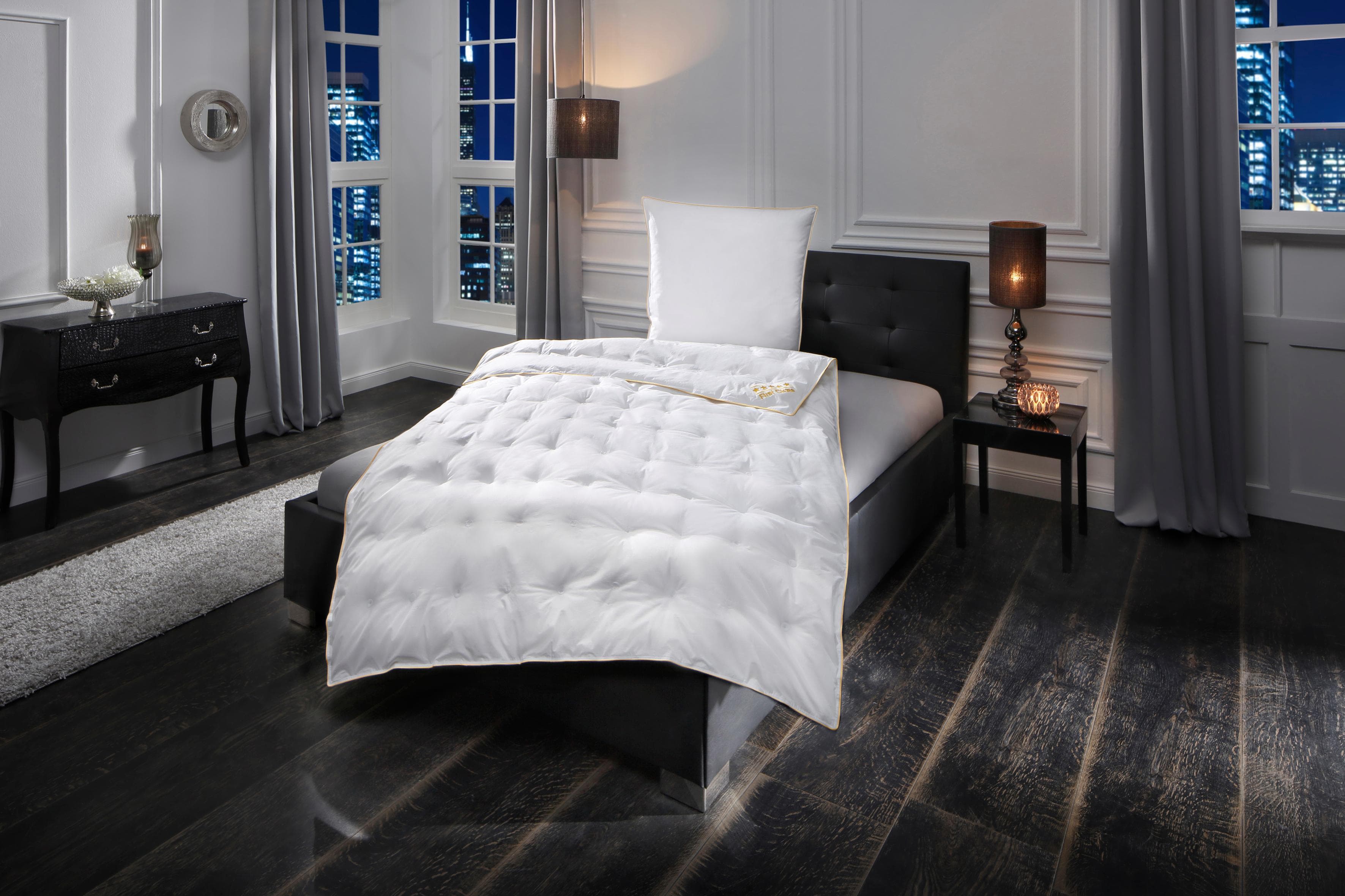 OBB Daunenbettdecke + Federkissen Emilias Weiß