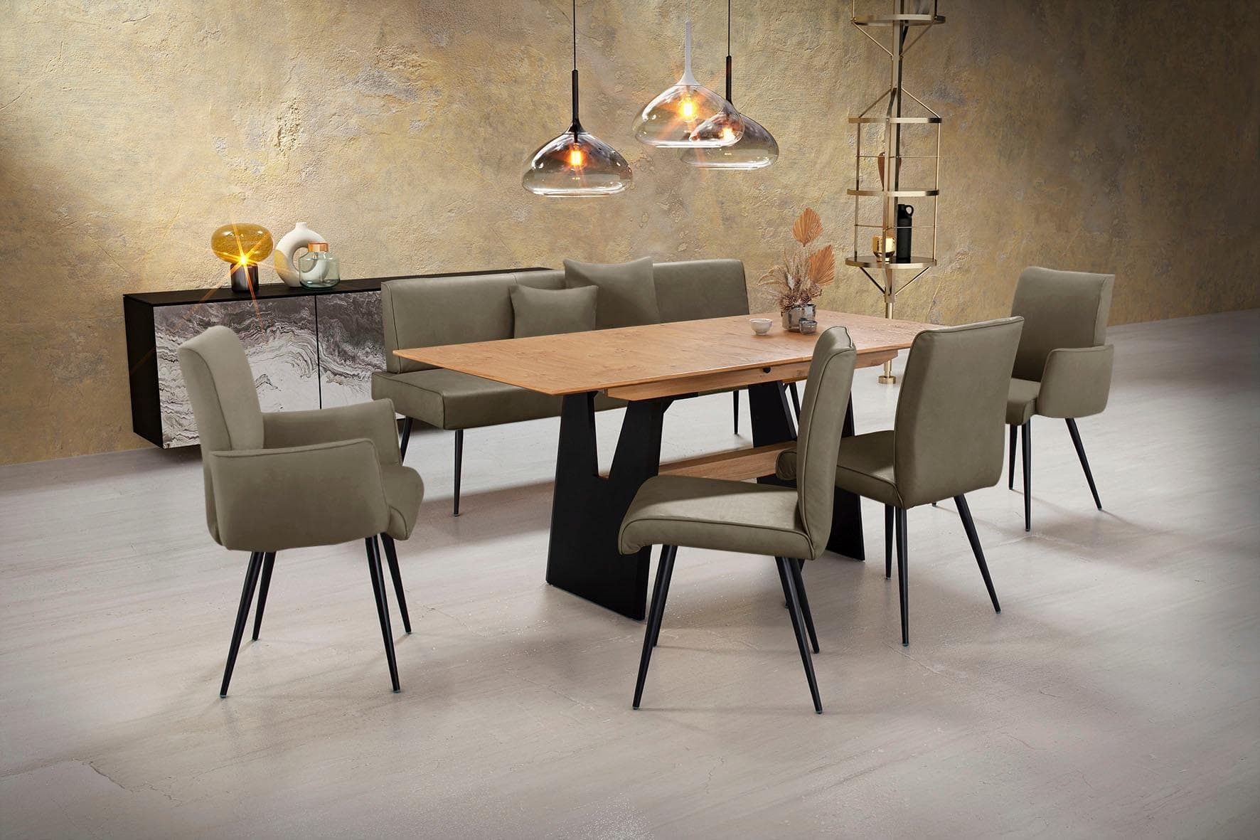 Essgruppe Giacomo I | 6-teilig mit Polsterbank | Stühle & Armlehnstühle