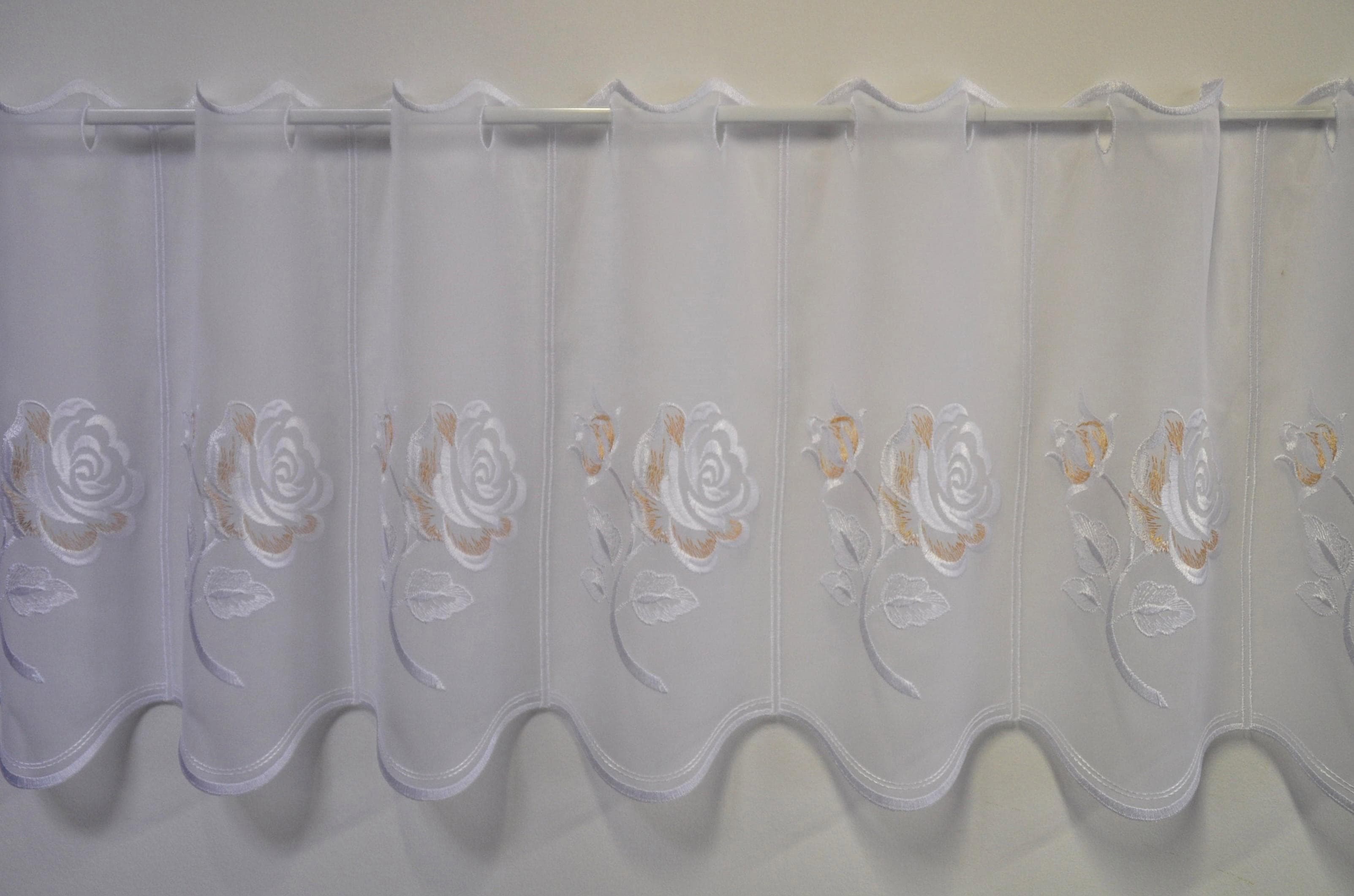 Scheibengardine STICKEREIEN PLAUEN "Rosentraum" Gr. 3, weiß/beige, Voile, Polyester