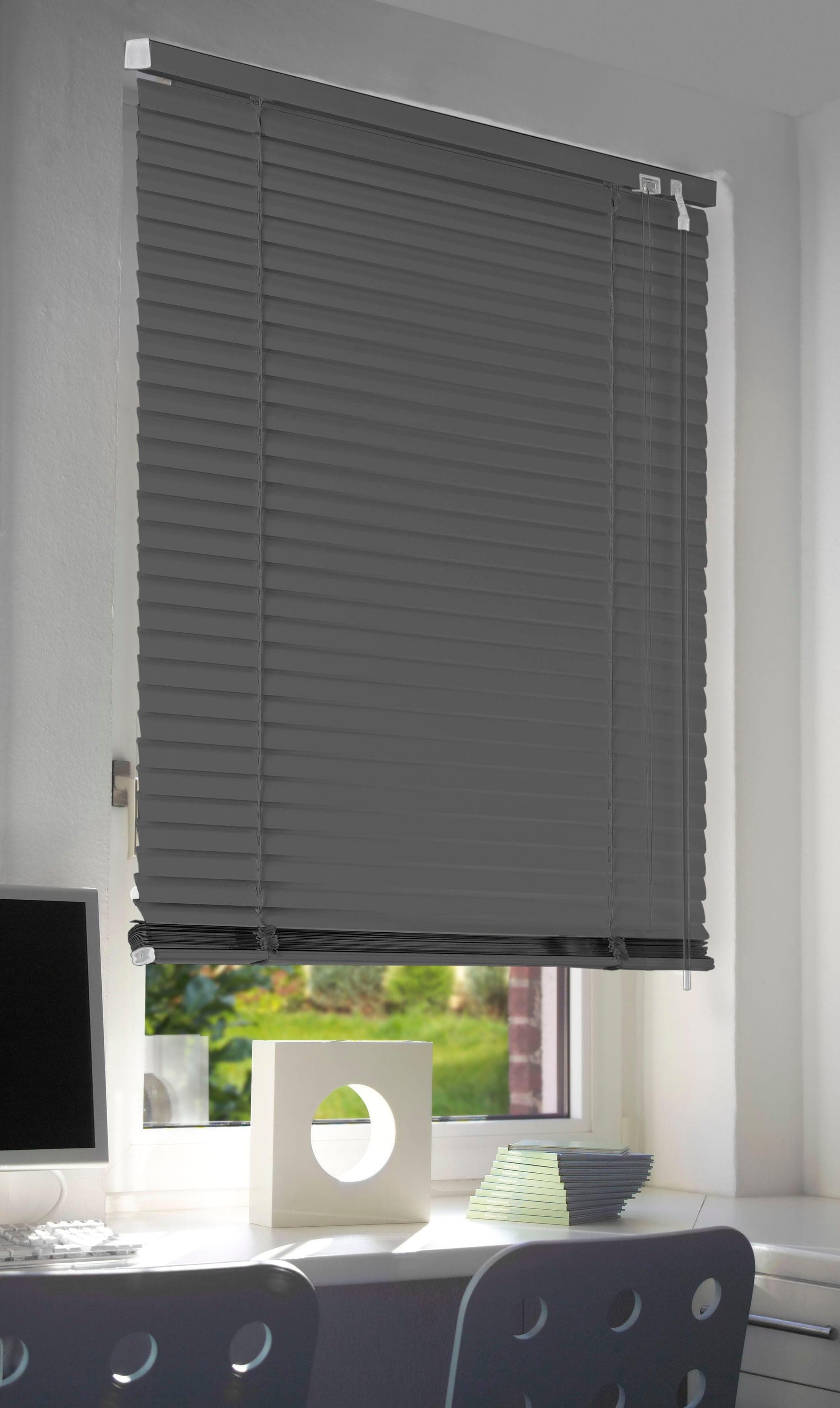 KUTTI Aluminium Jalousie freihängend grau