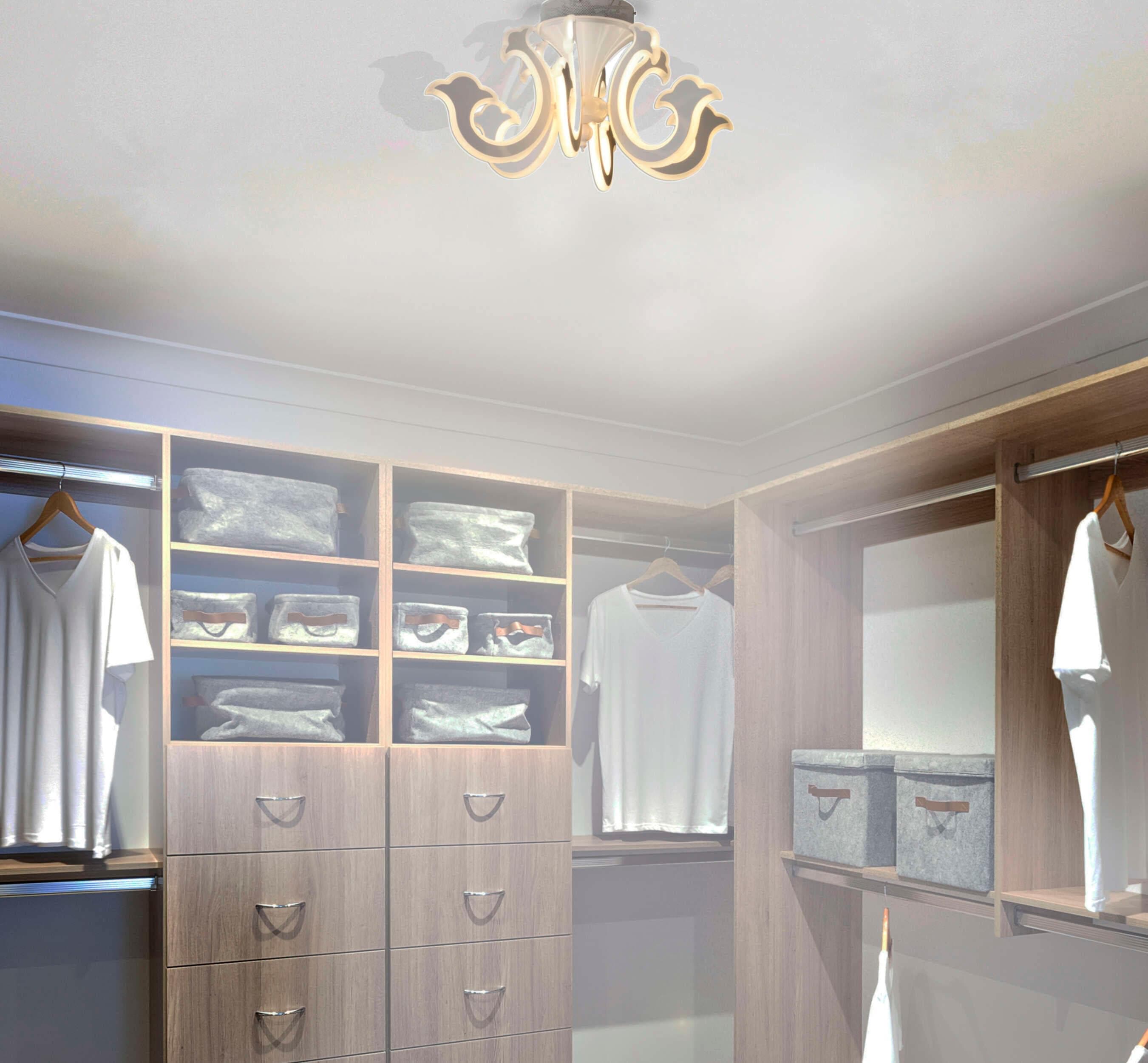 Näve LED Deckenleuchte Ludwig: Dimmbare Kronleuchter in Warmweiß