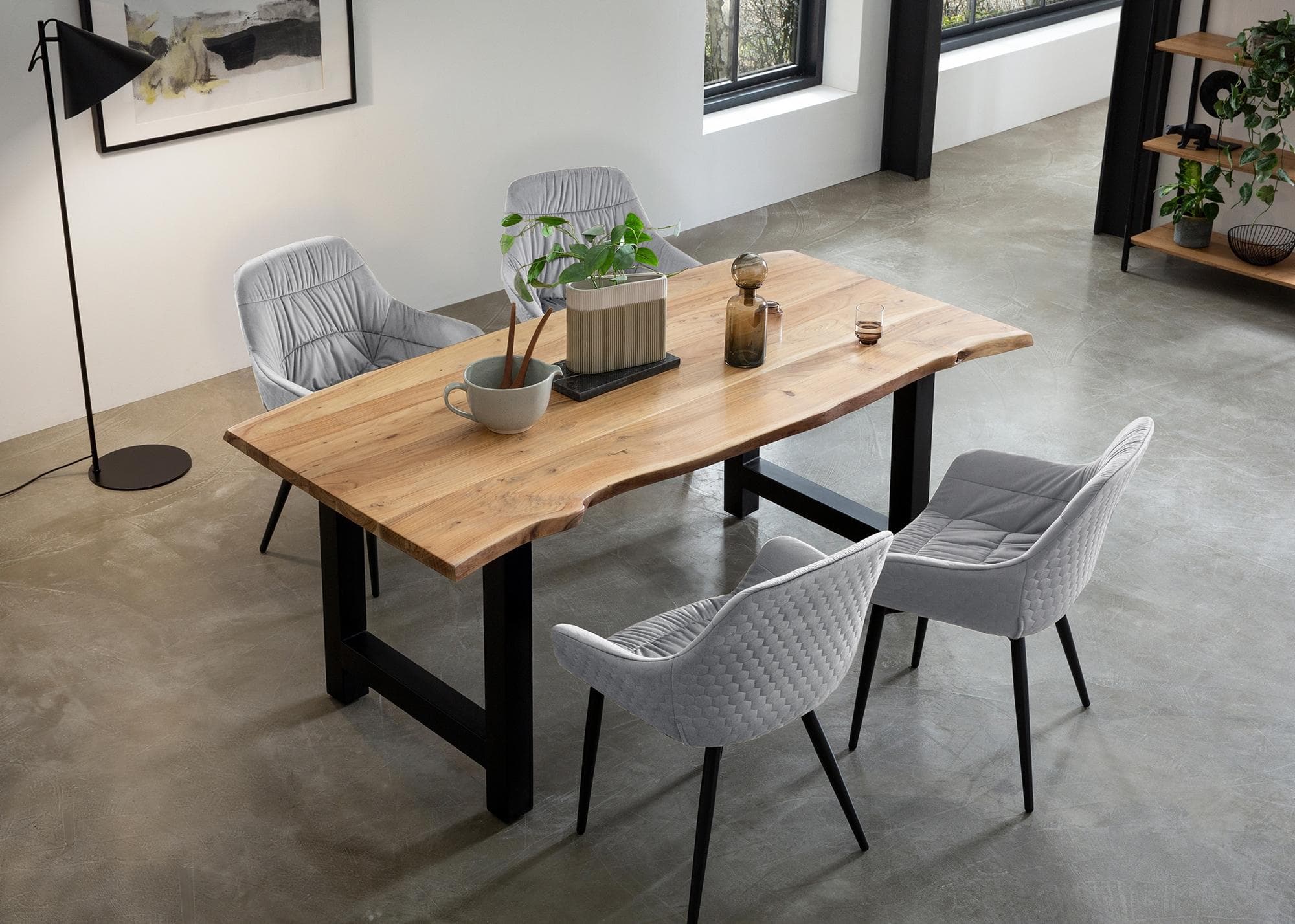 Salesfever Essgruppe 5-tlg. Akazie Metall Samt Grau/Schwarz