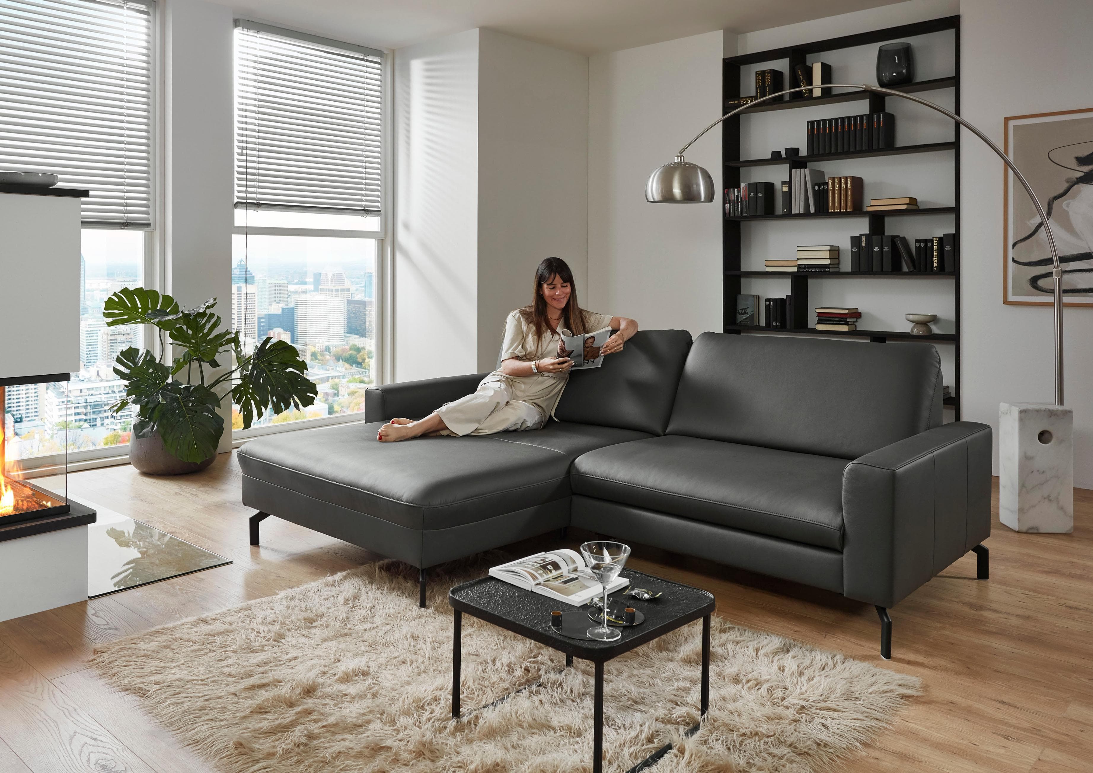 DIE PLANBAR Ecksofa L-Form Anthrazit Glattleder mit motorischem Canape