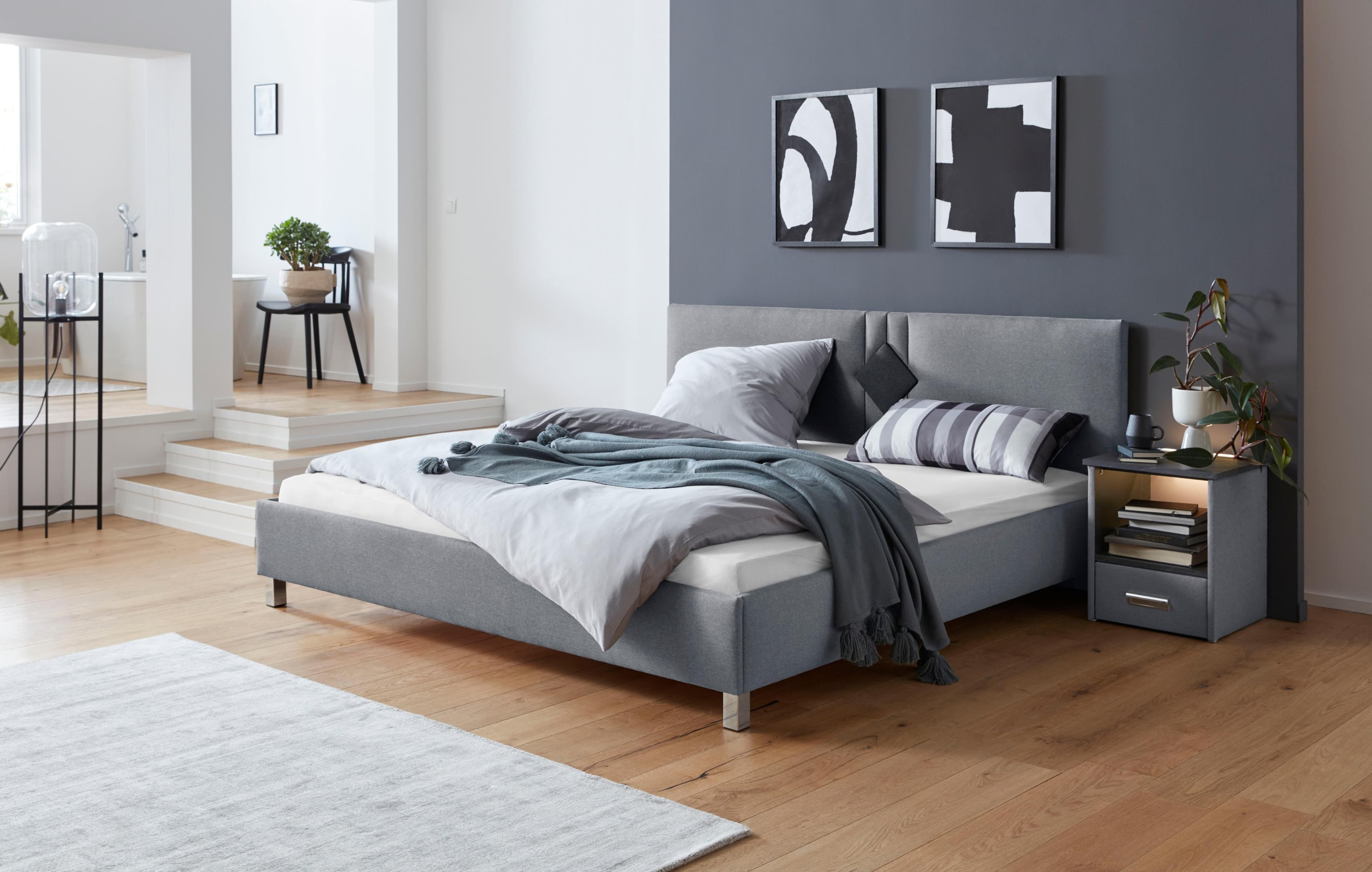 Westfalia Schlafkomfort Polsterbett: Weiches Holzgestell mit Strukturstoff-Bezug