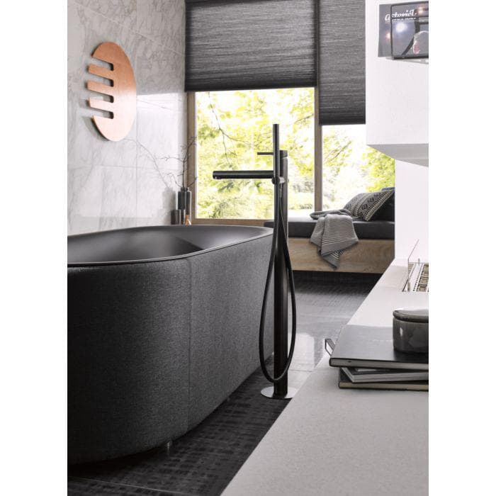 Herzbach Design iX PVD Wannenarmatur Bodenstehend Black Steel