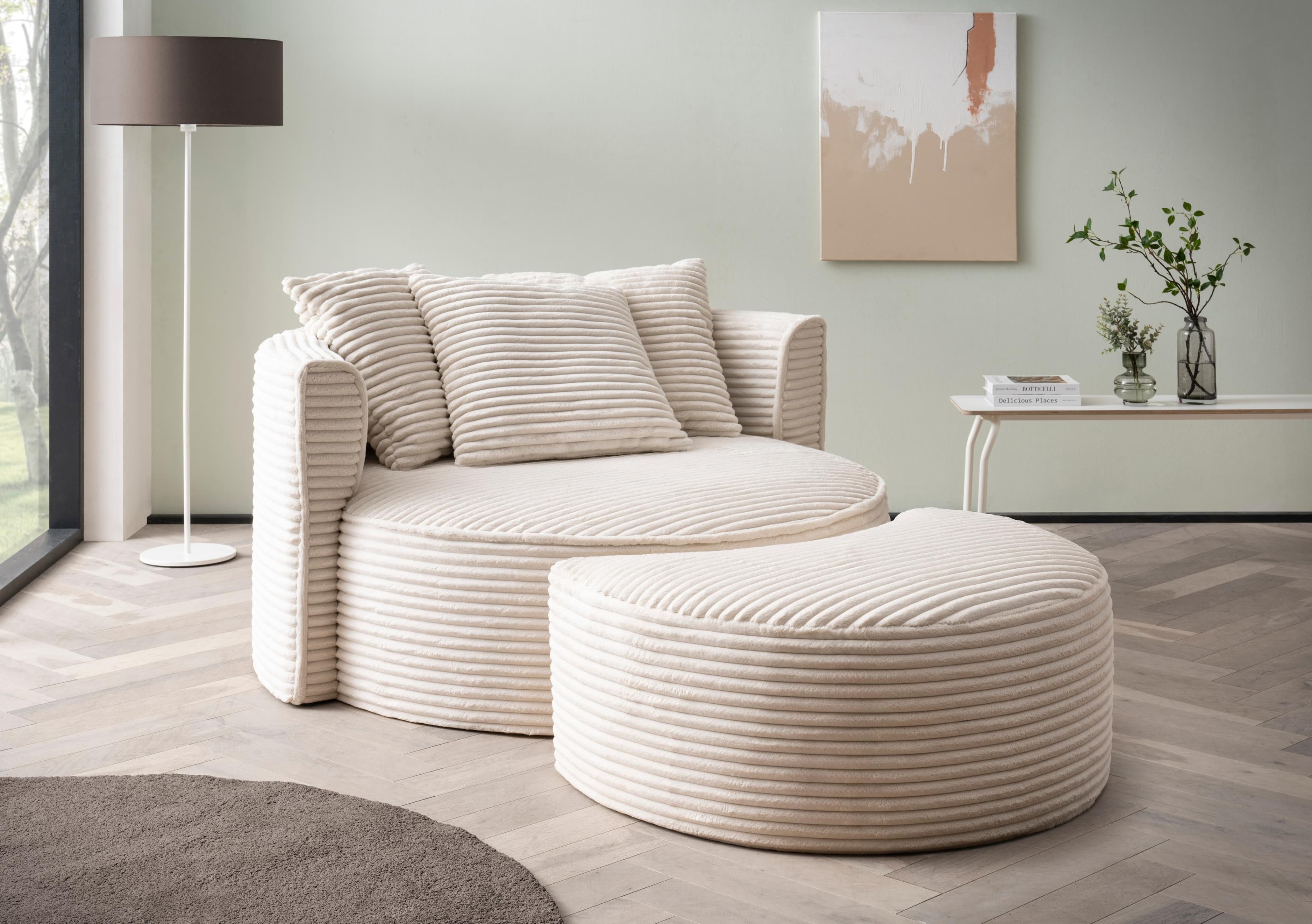 LeGer Home ISALIE XXL-Rundsessel mit Hocker und 3 Kissen Beige
