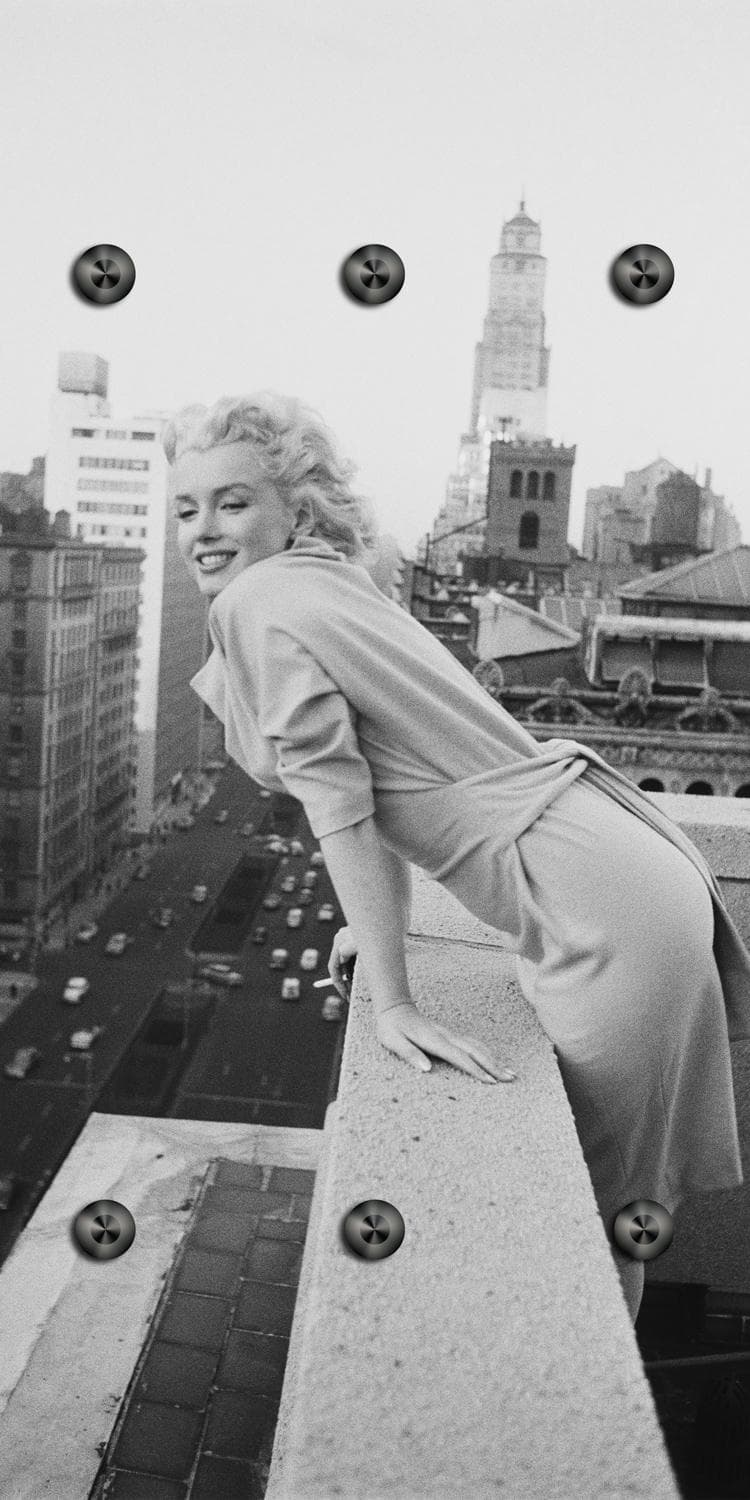 Wandgarderobe QUEENCE "Marilyn Monroe in New York" Acrylglas
