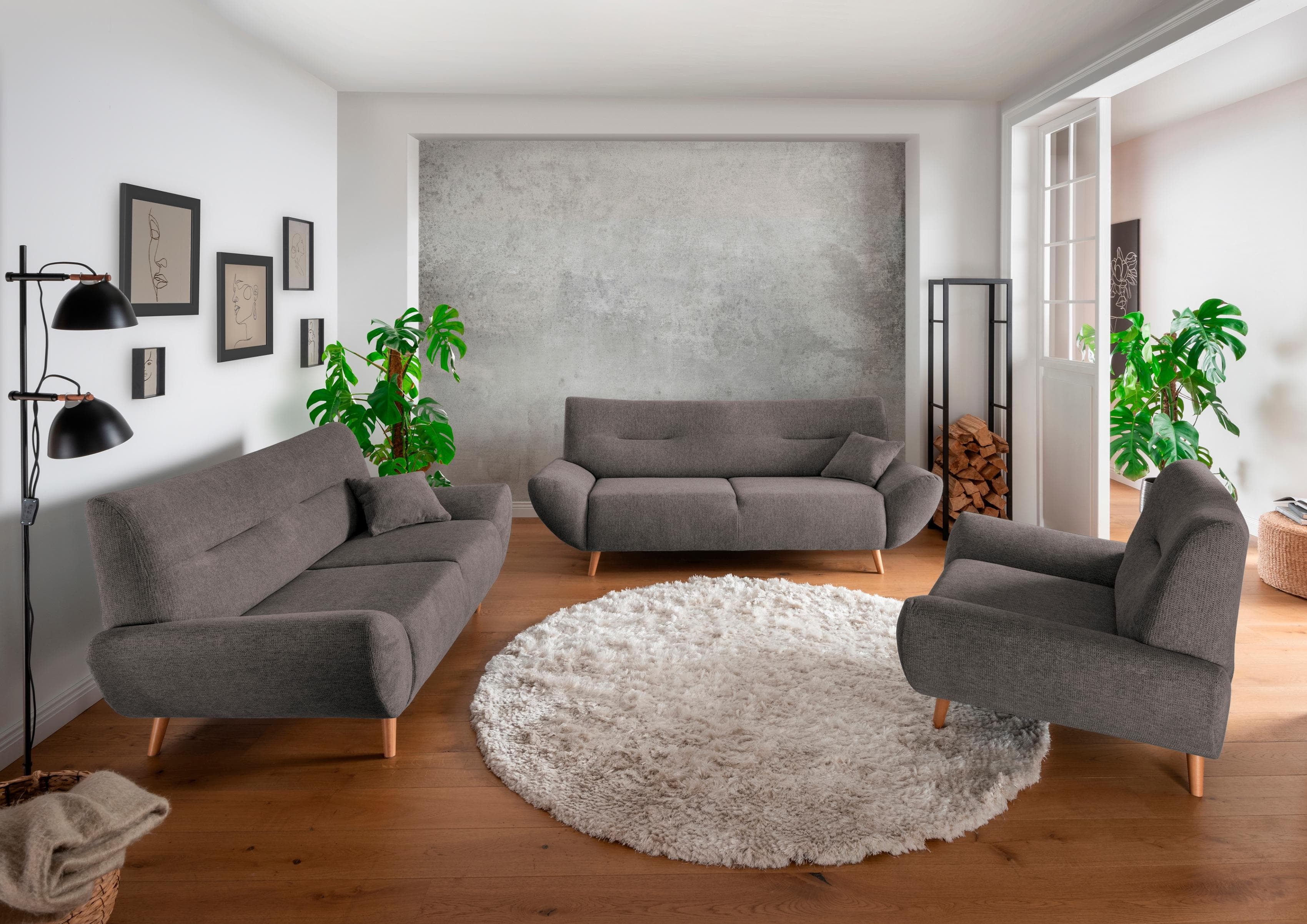 3-teilige Polstergarnitur in verschiedenen Stoffen - mit Sessel und Zierkissen