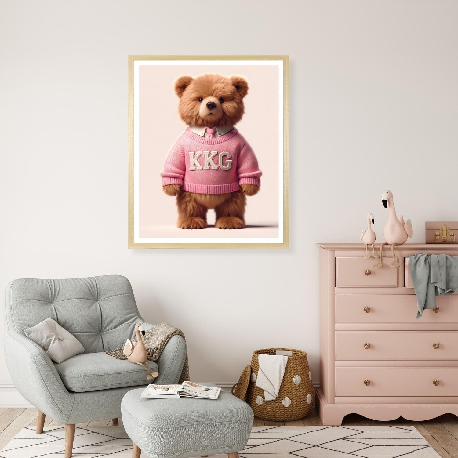 Bild mit Rahmen QUEENCE Vintage Teddy Bär Mädchen mit Krawatte in Rosa