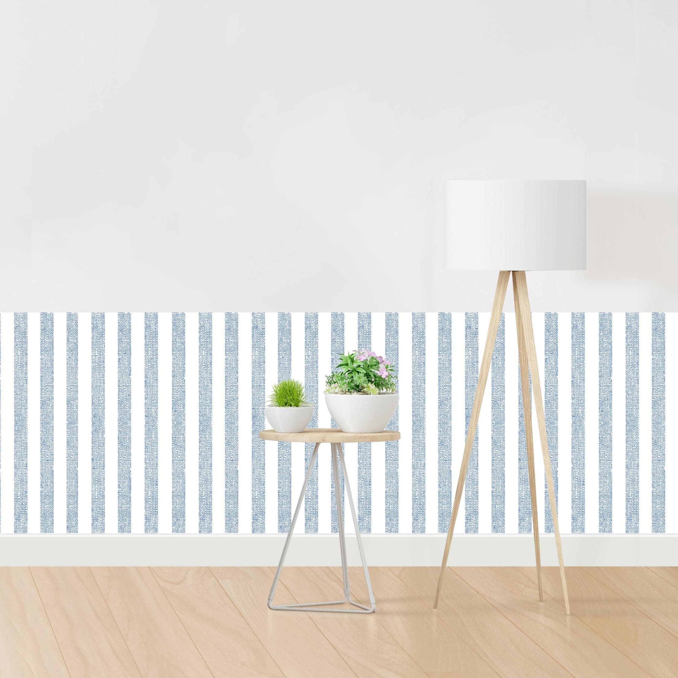 QUEENCE Wandbordüre Hellblau 250x90cm Vinyl Tapete