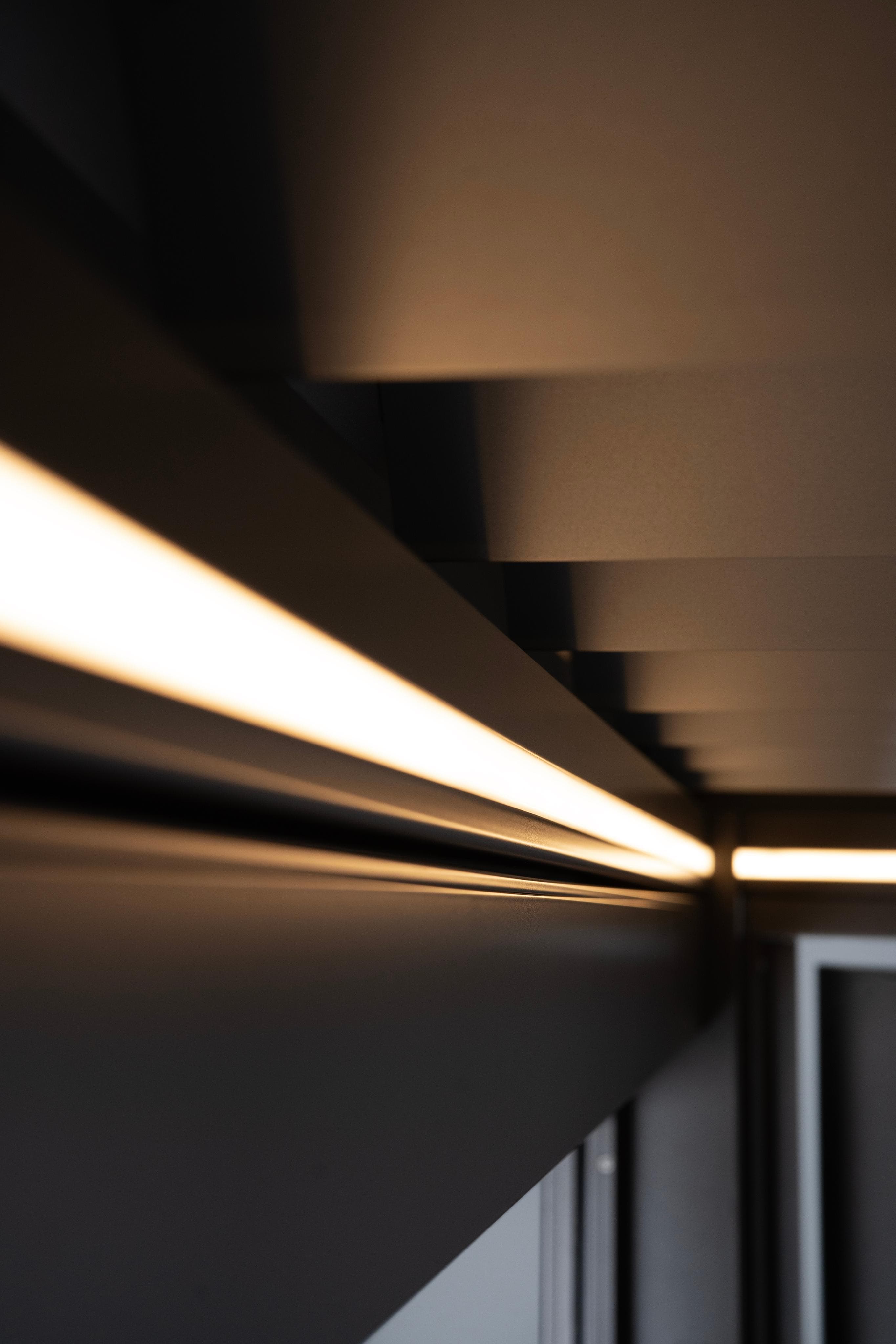 LED Lichtleiste BIOHORT für Pergola 3,5x3 / 4x3 warmweiß