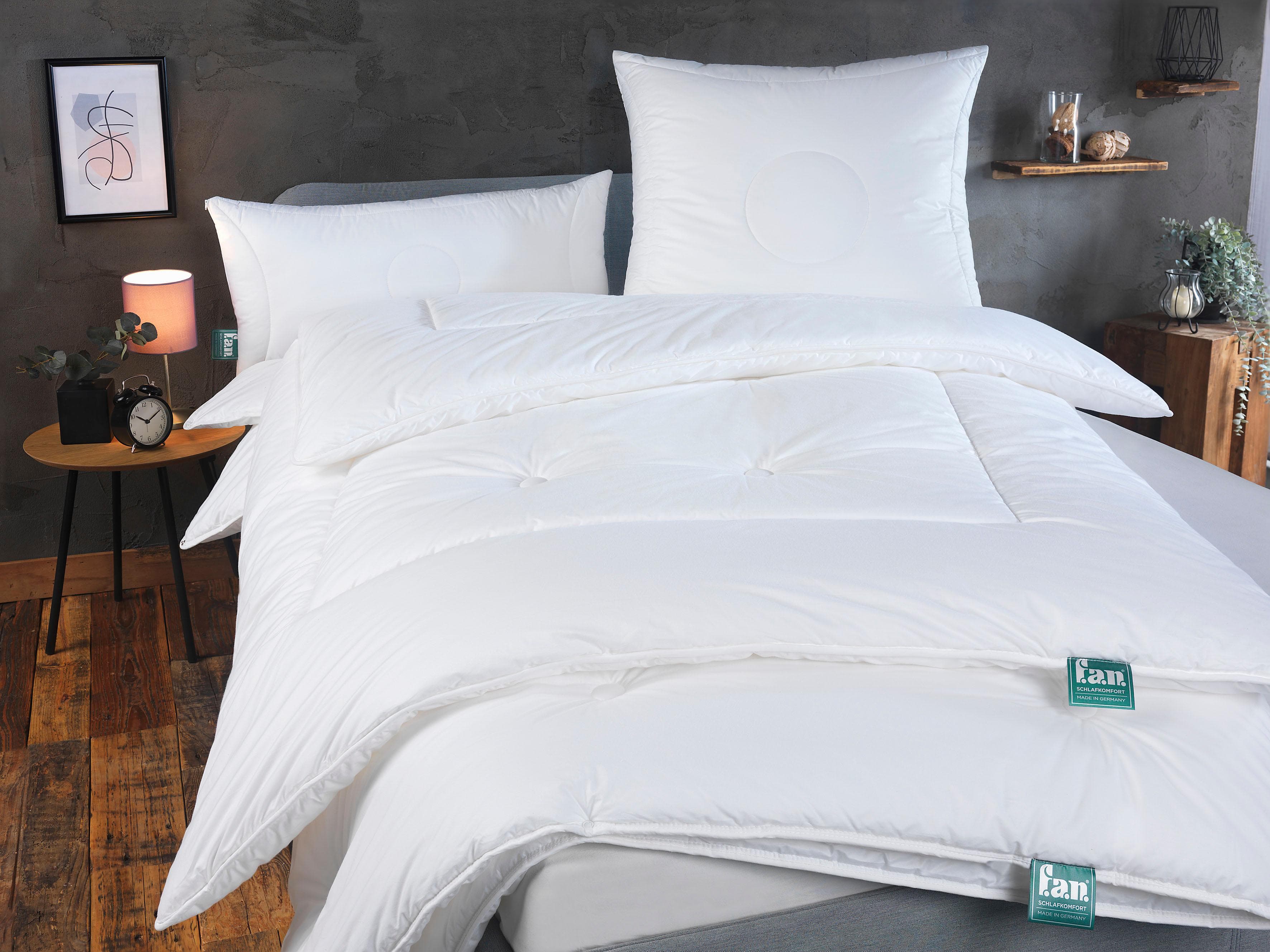 Frankenstolz First Class Kopfkissen mit Satinbezug und Quallofil Air-Füllung