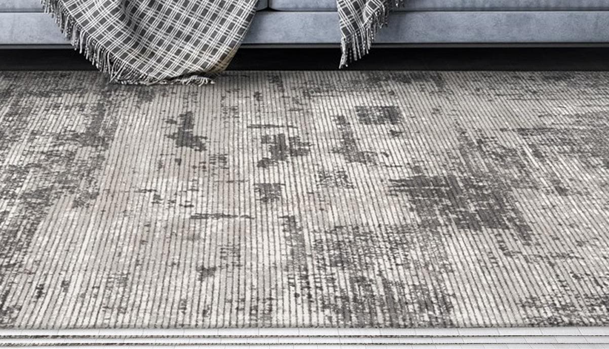 Padiro Kayoom Teppich Anthrazit Viskose mit Retro-Print