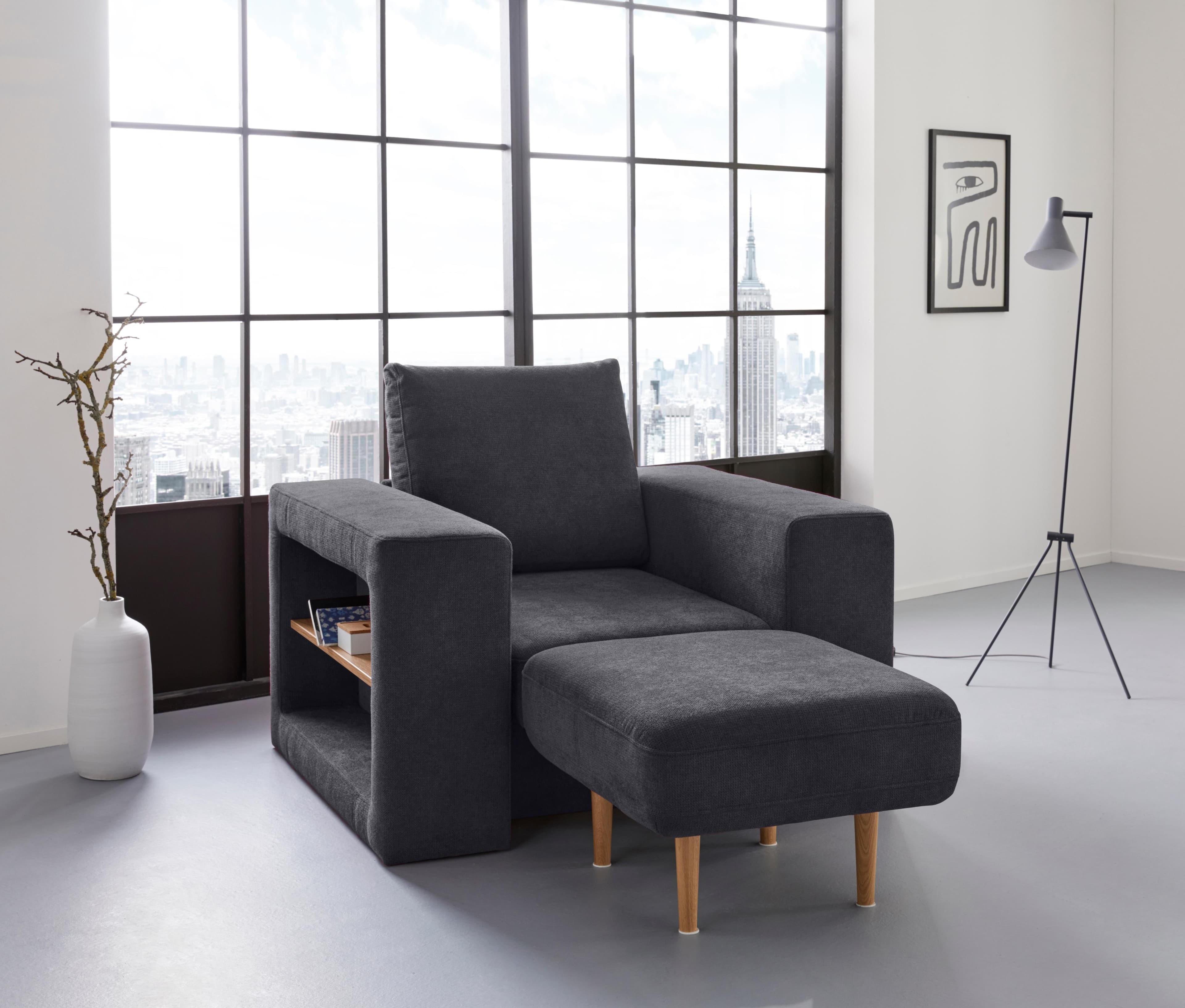 Verwandlungssessel mit Hocker und Regalfunktion