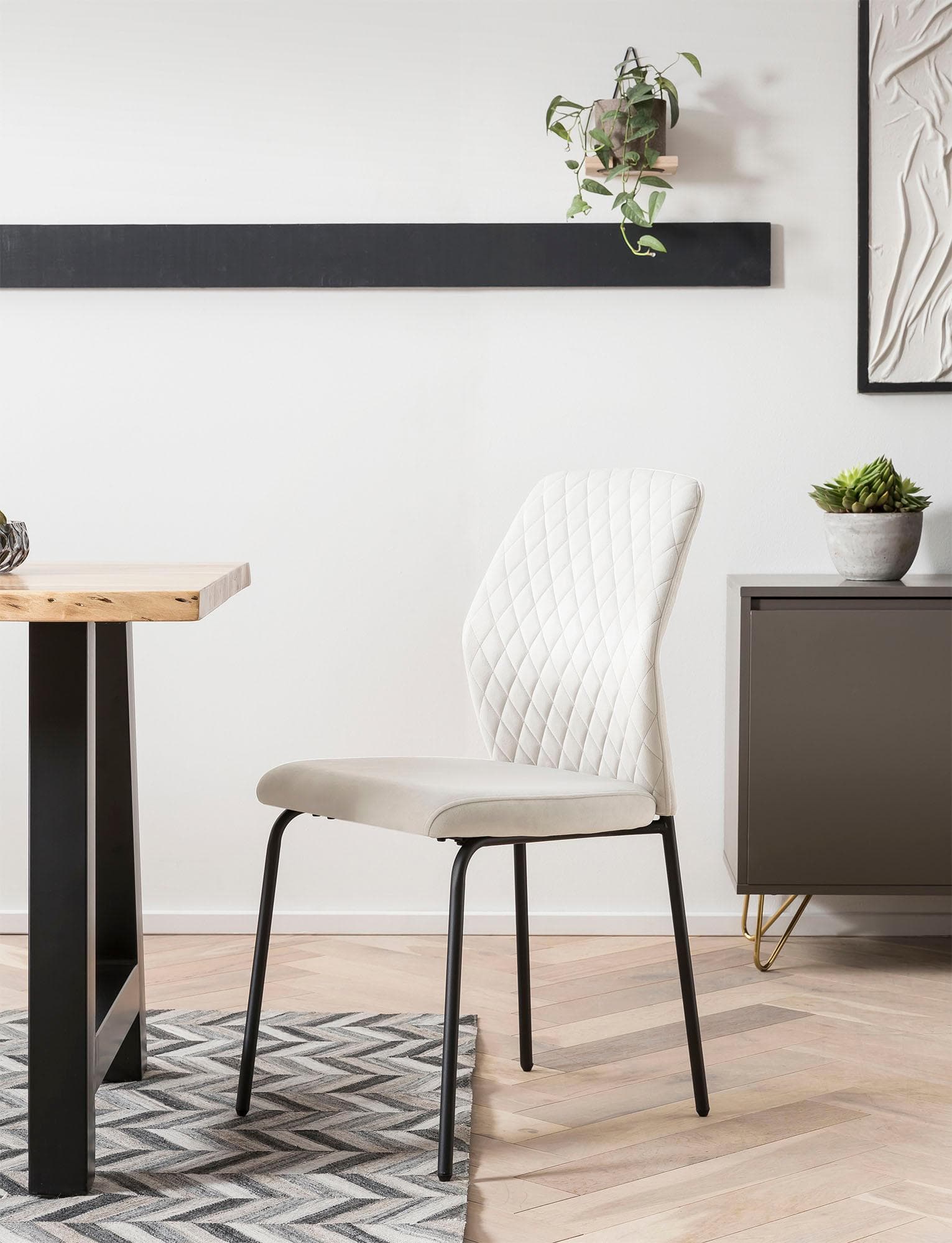 Salesfever Esszimmerstuhl 2er Set Beige Schwarz Samt