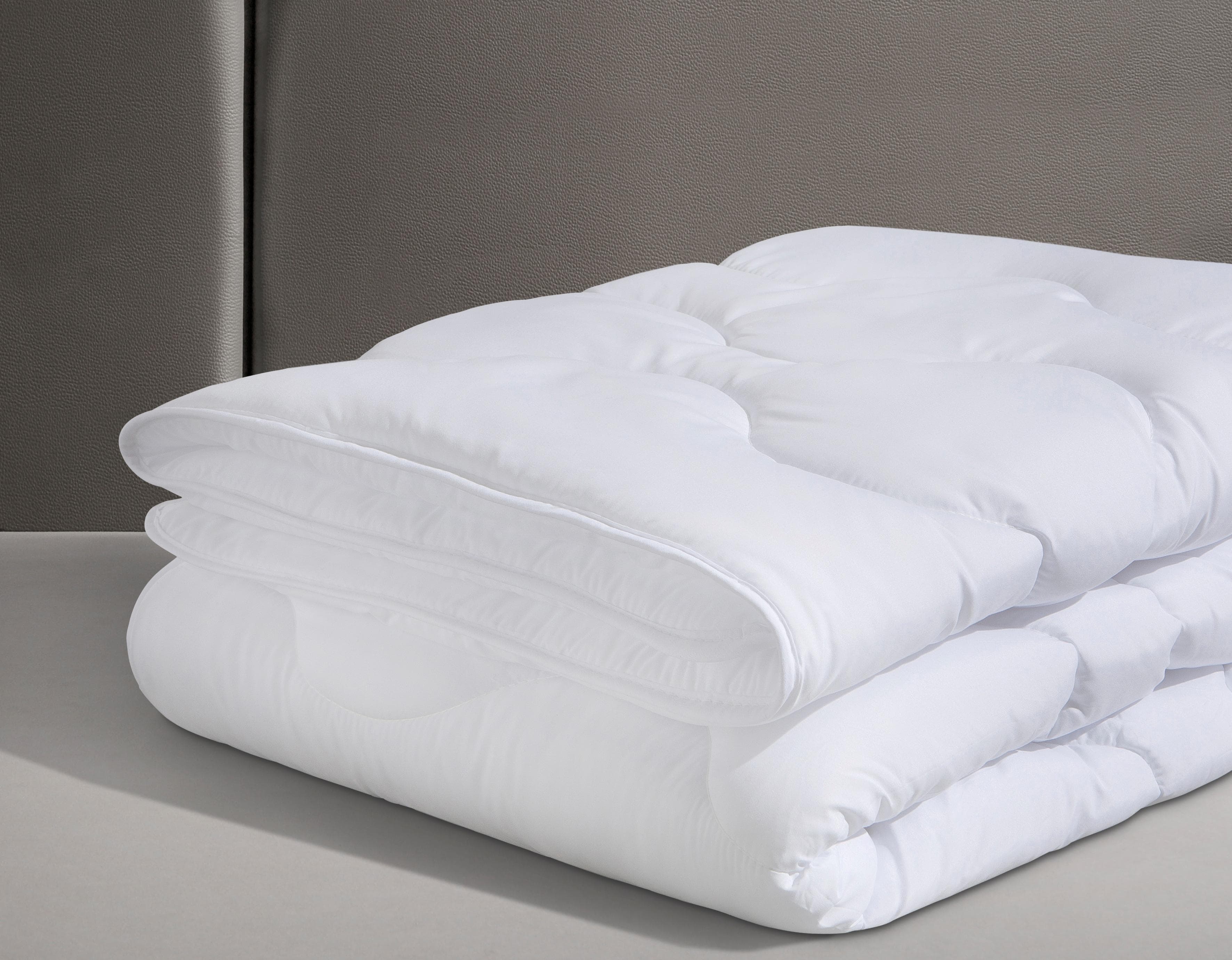 Jekatex Kunstfaserbettdecke Weiß Antibakteriell 4-Jahreszeiten