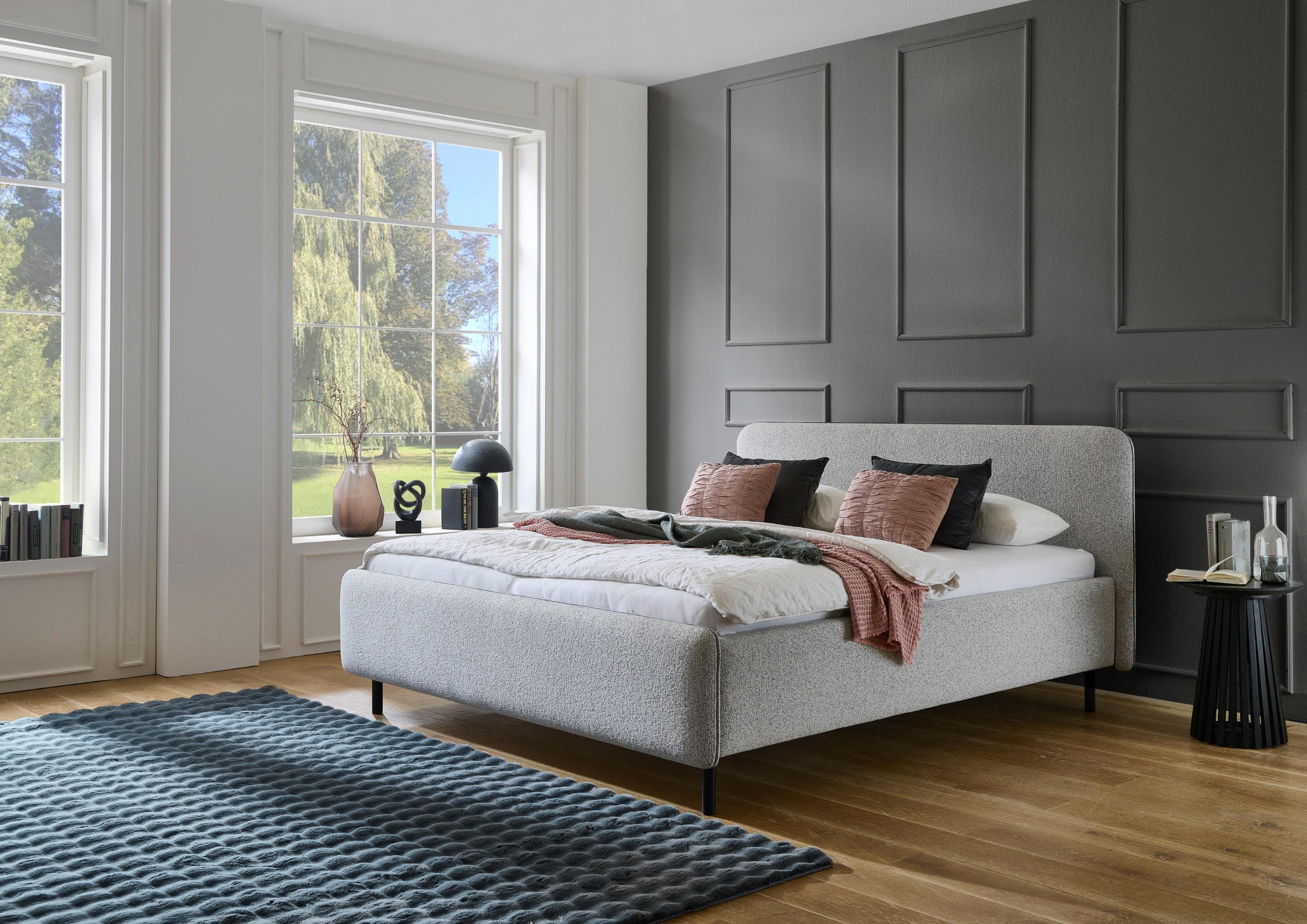 MEISE.MÖBEL Polsterbett Primo Hellgrau mit Metallfüßen