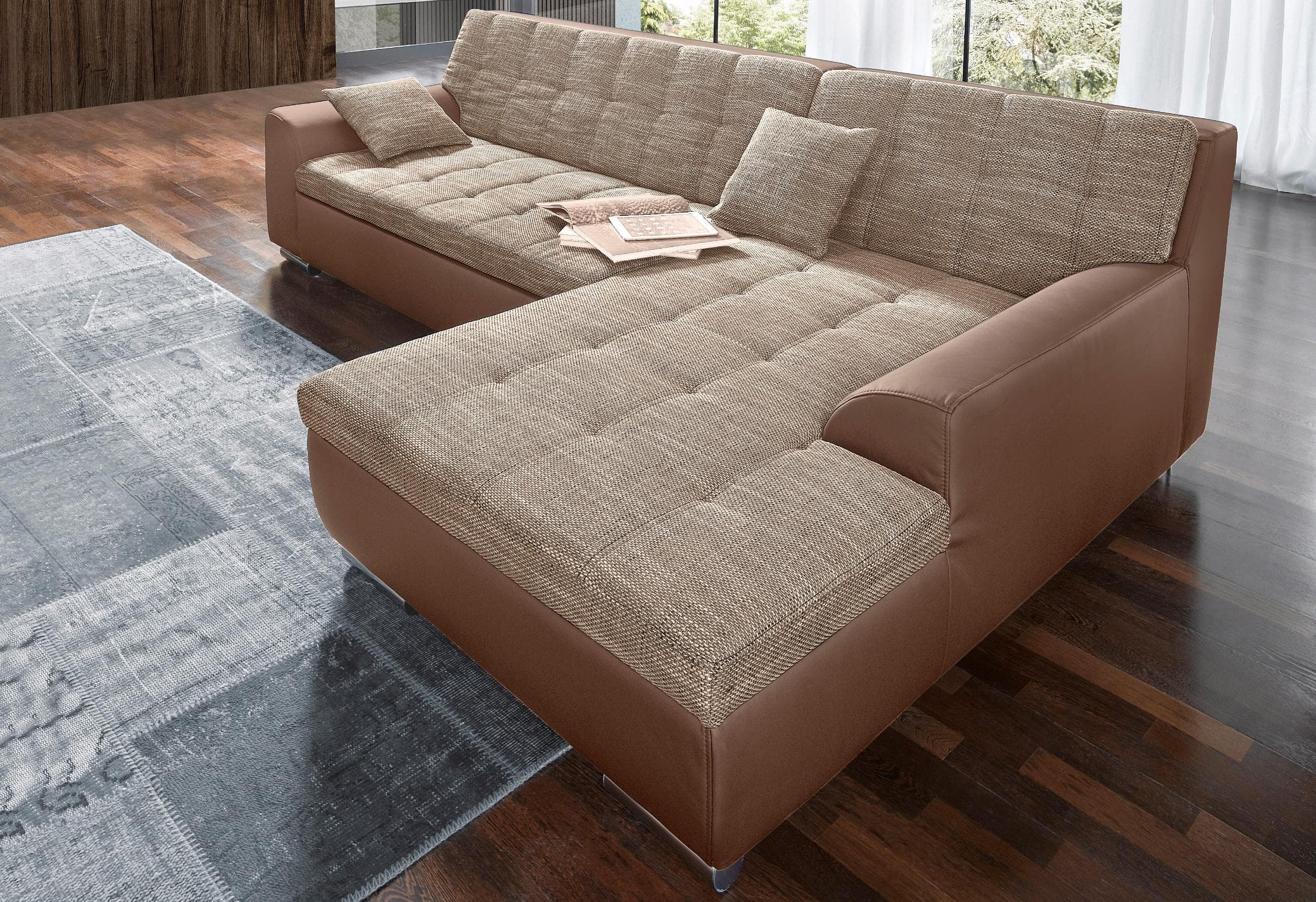 Ecksofa Treviso in Cord | L-Form mit Bettfunktion & Zierkissen