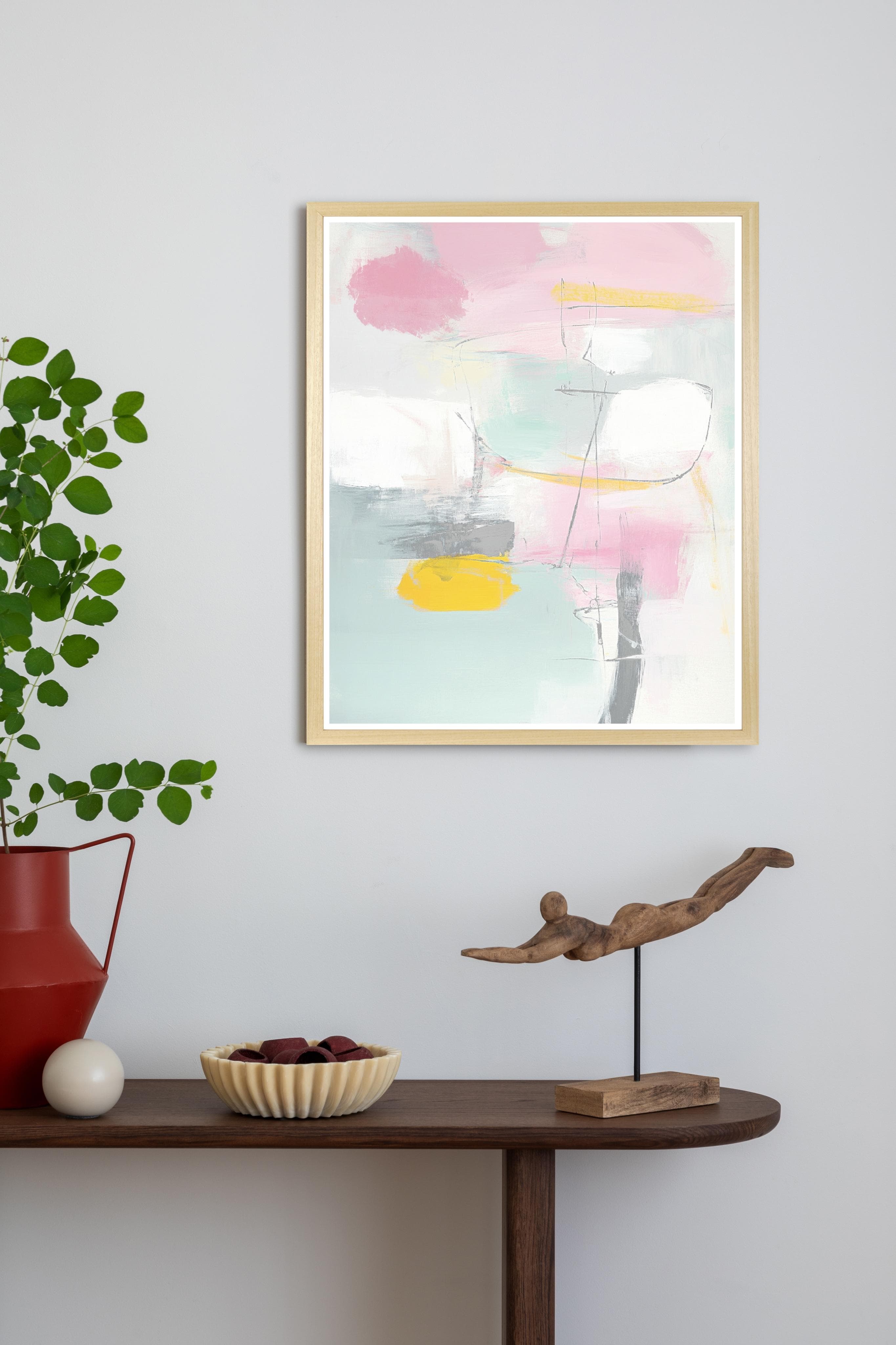 QUEENCE Kunstdruck in Pastell mit Echtholzrahmen Braun
