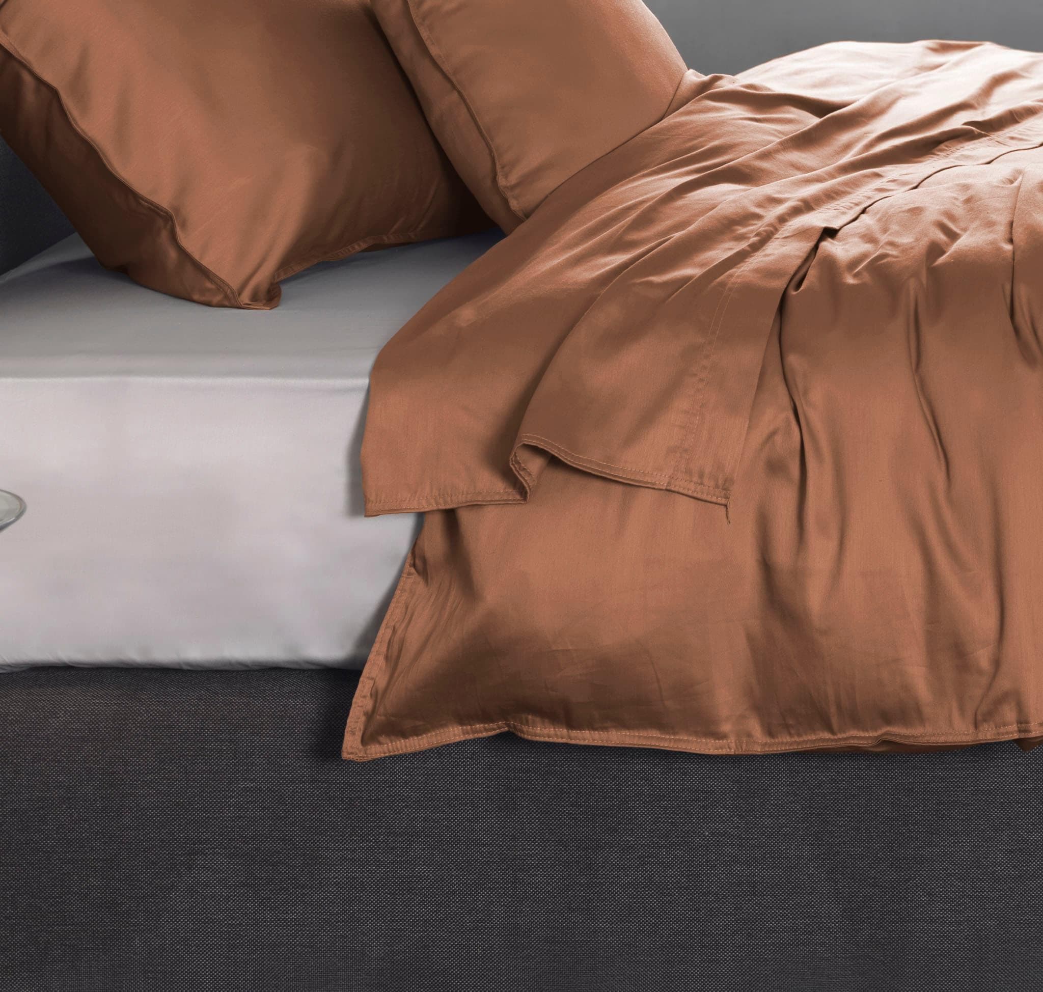 Rosa Bettlaken aus Baumwolle und Mako-Satin, Satinado-Stil