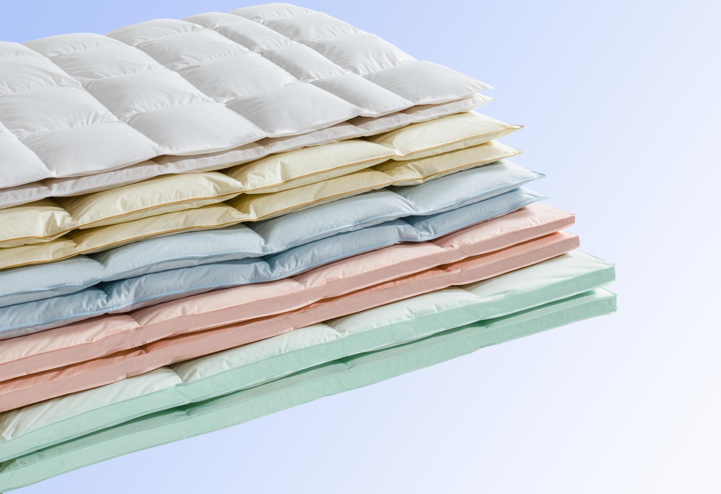 Haeussling Daunenbettdecke Überraschungspaket: Baumwolle & Daunen für Sommer und Winter