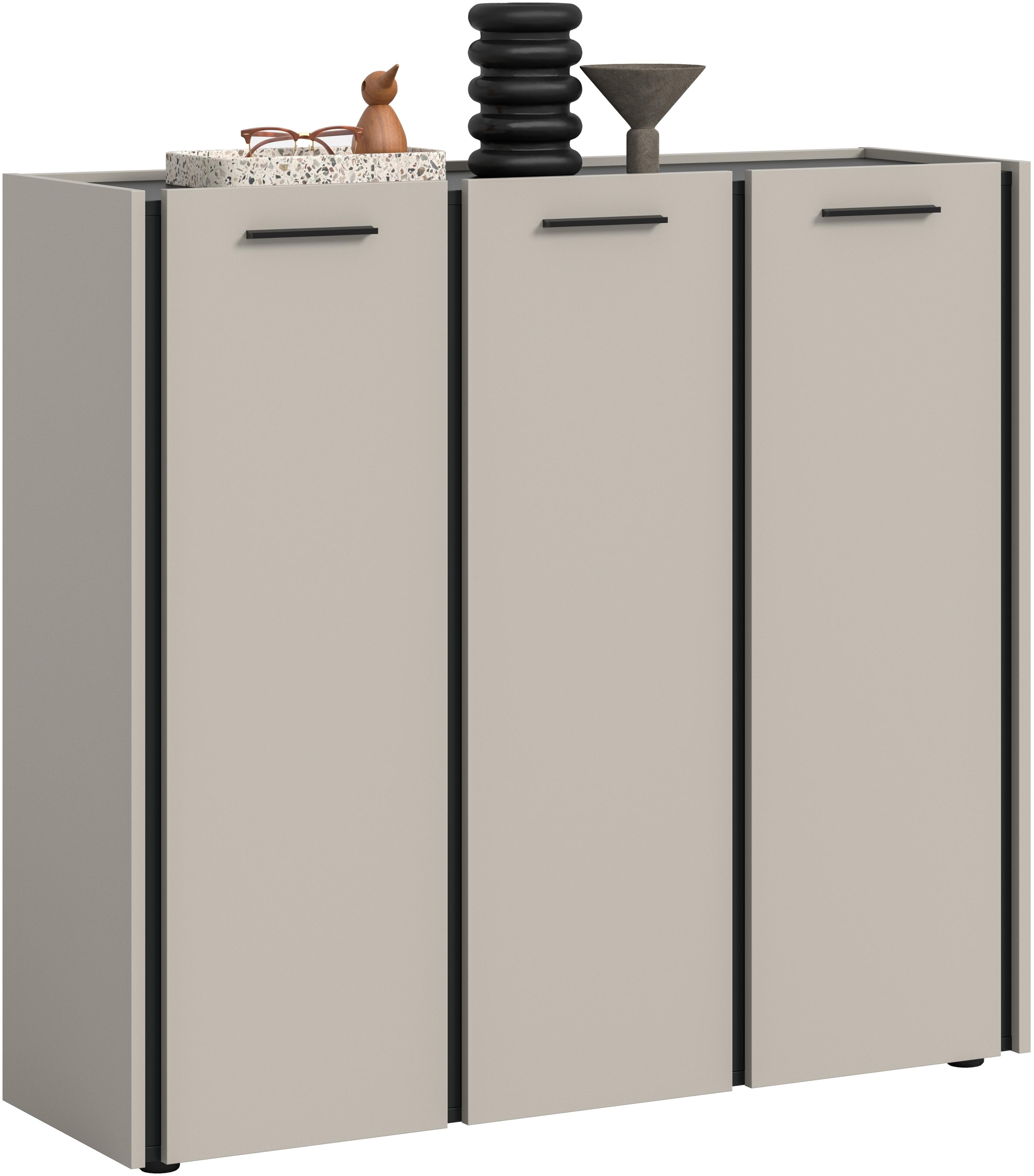 Vielseitiger Schrank aus FSC-zertifiziertem Holzwerkstoff