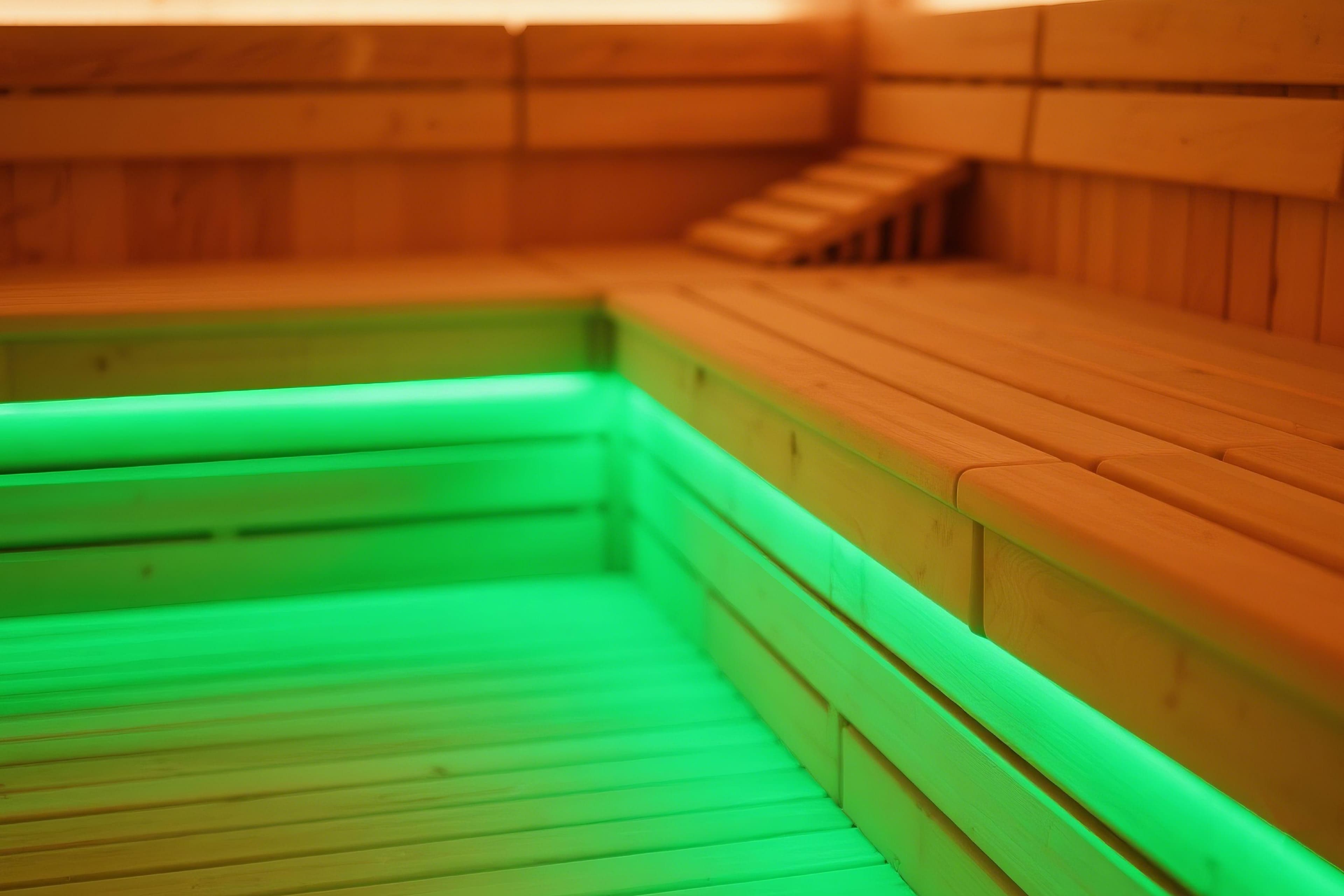 LED-Flexbandbeleuchtung KARIBU RGB-Farblicht-Schlauch 200cm Verlängerung