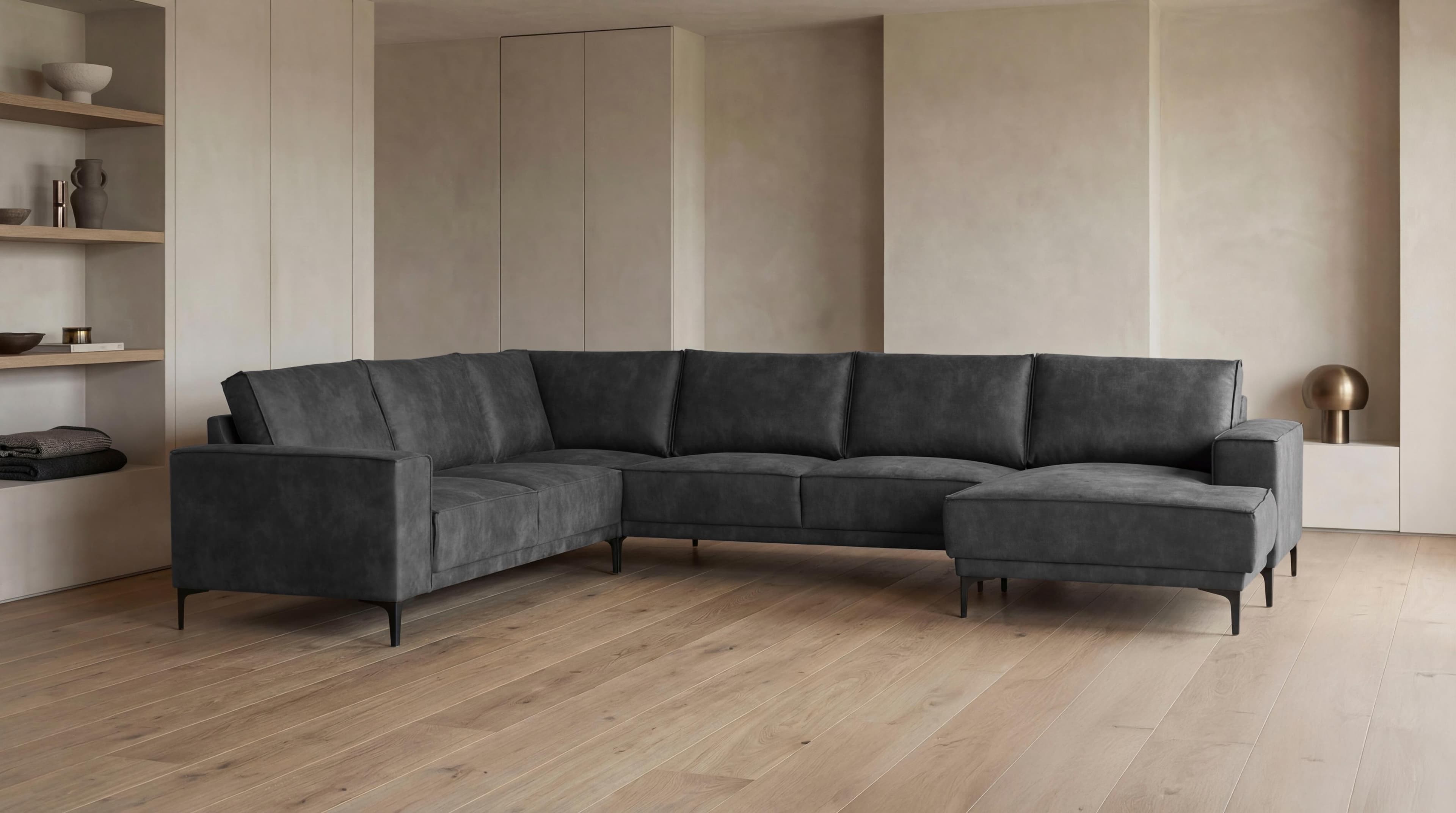 U-förmige Wohnlandschaft in zeitlosem Design