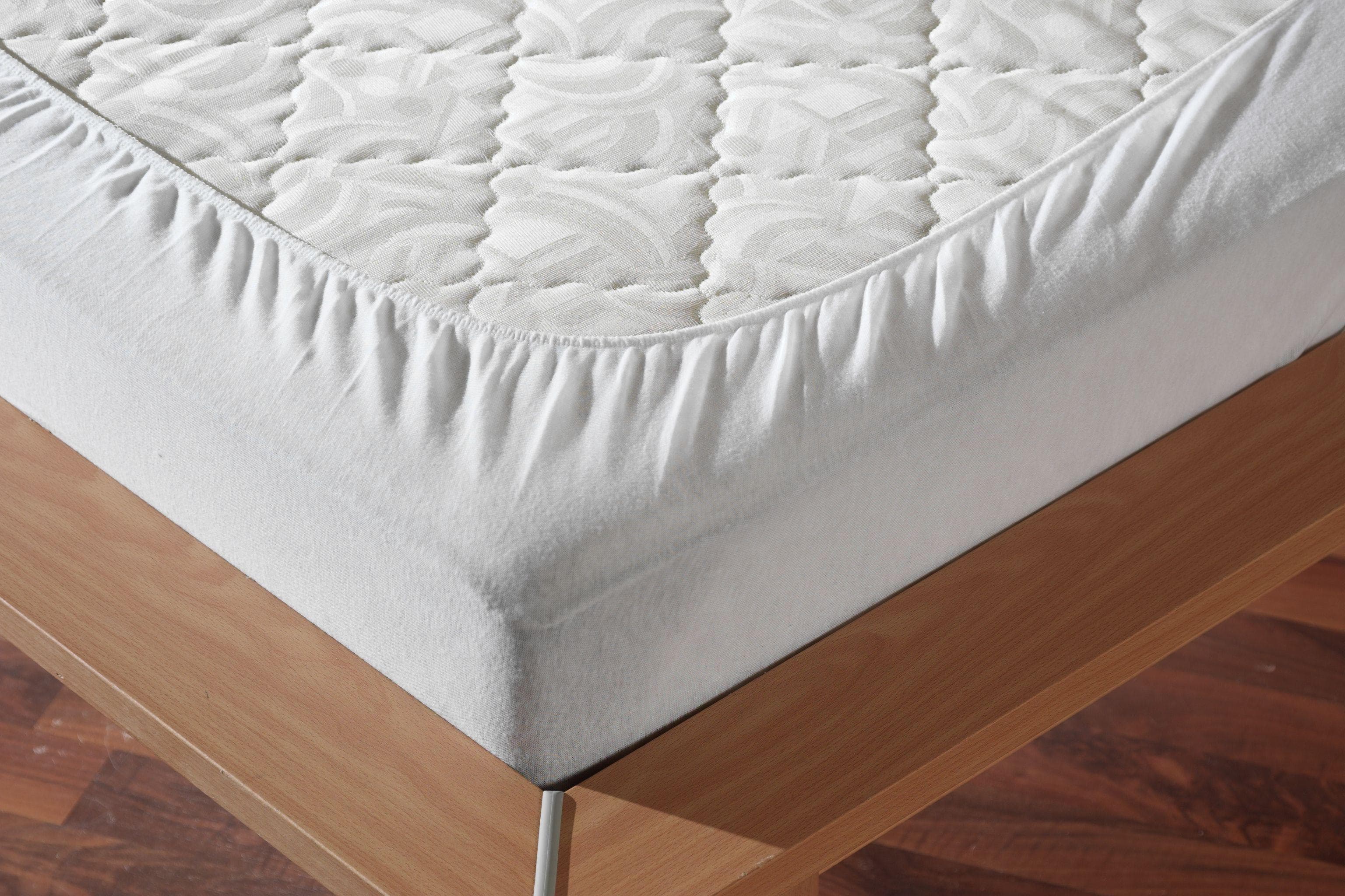 KUM Spannbettlaken Matratzenschutz Weiß Polycotton