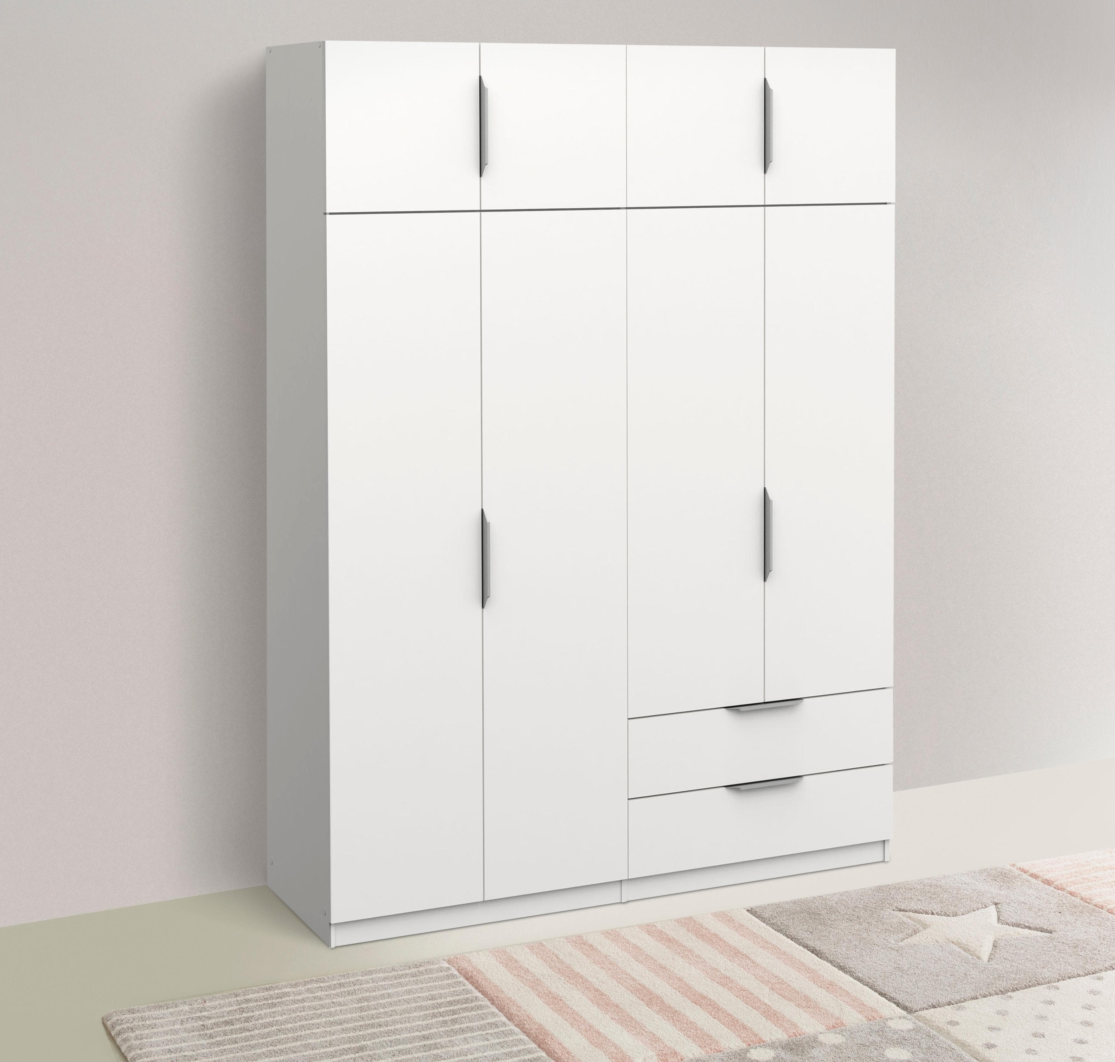 Drehtürenschrank mit viel Stauraum und Innenausstattung