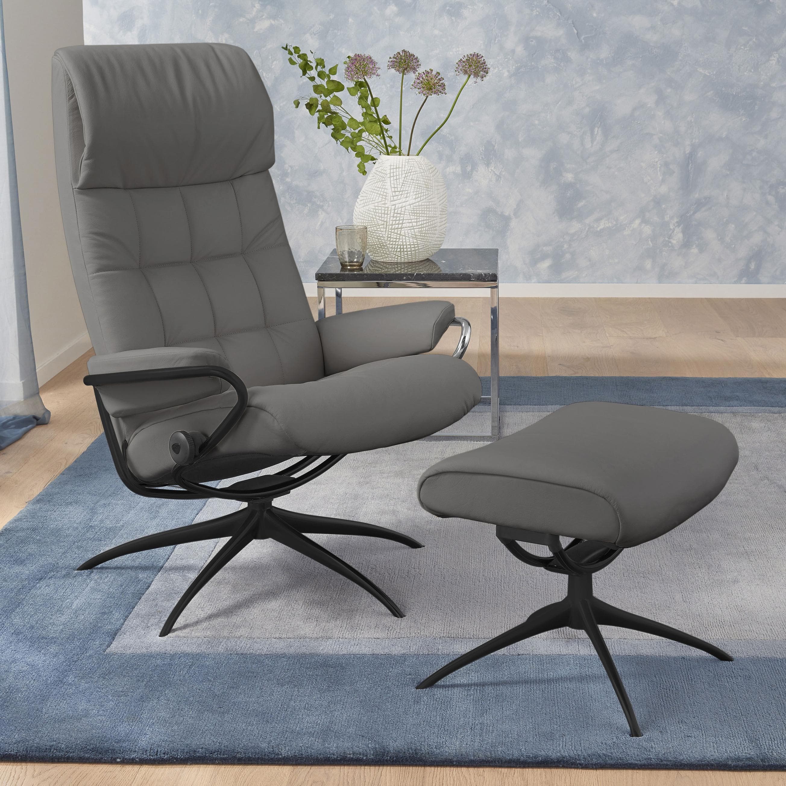 STRESSLESS London Relaxsessel mit Hocker Grau Leder