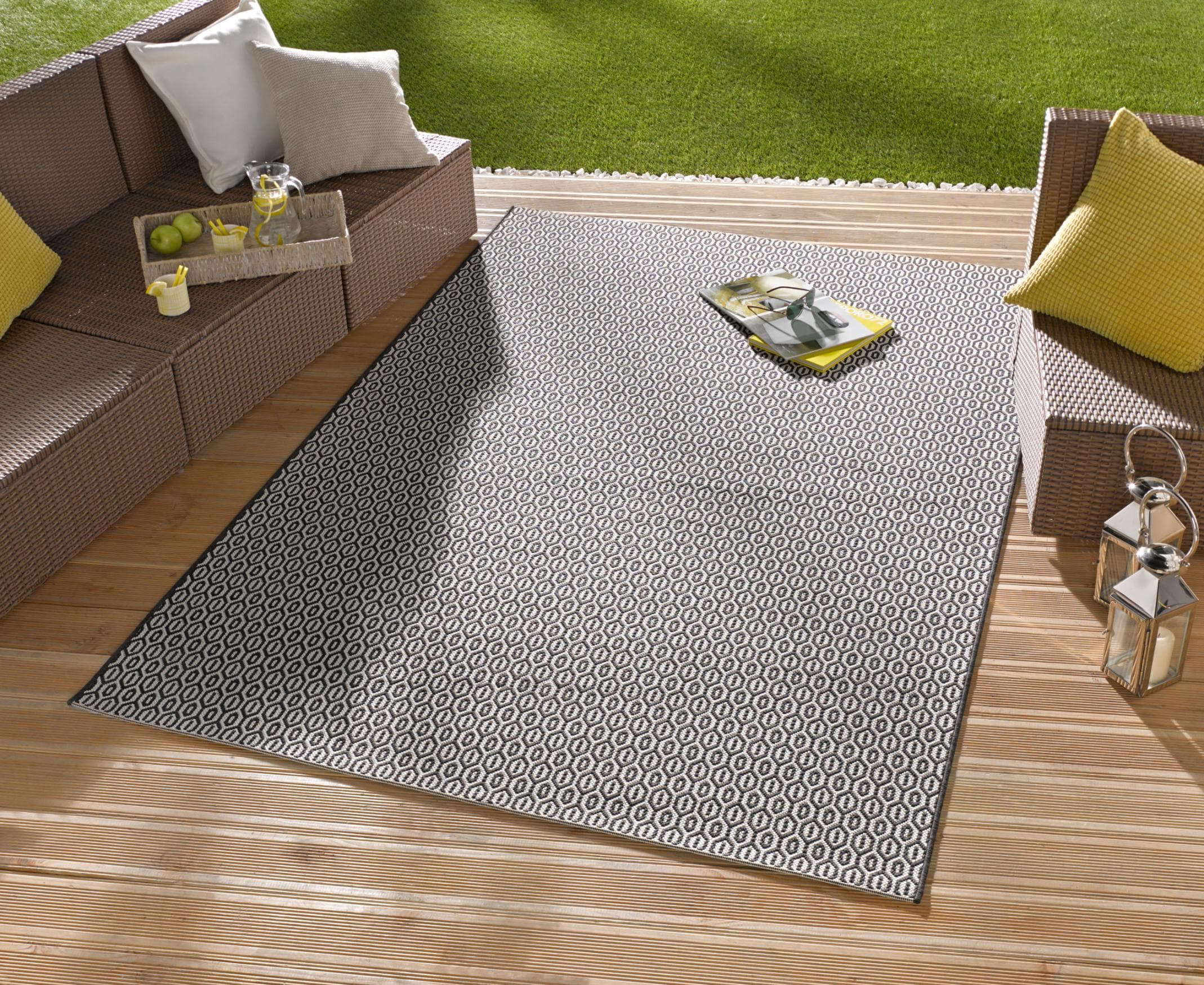 NORTHRUGS Teppich Coin Schwarz Polypropylen In- & Outdoor